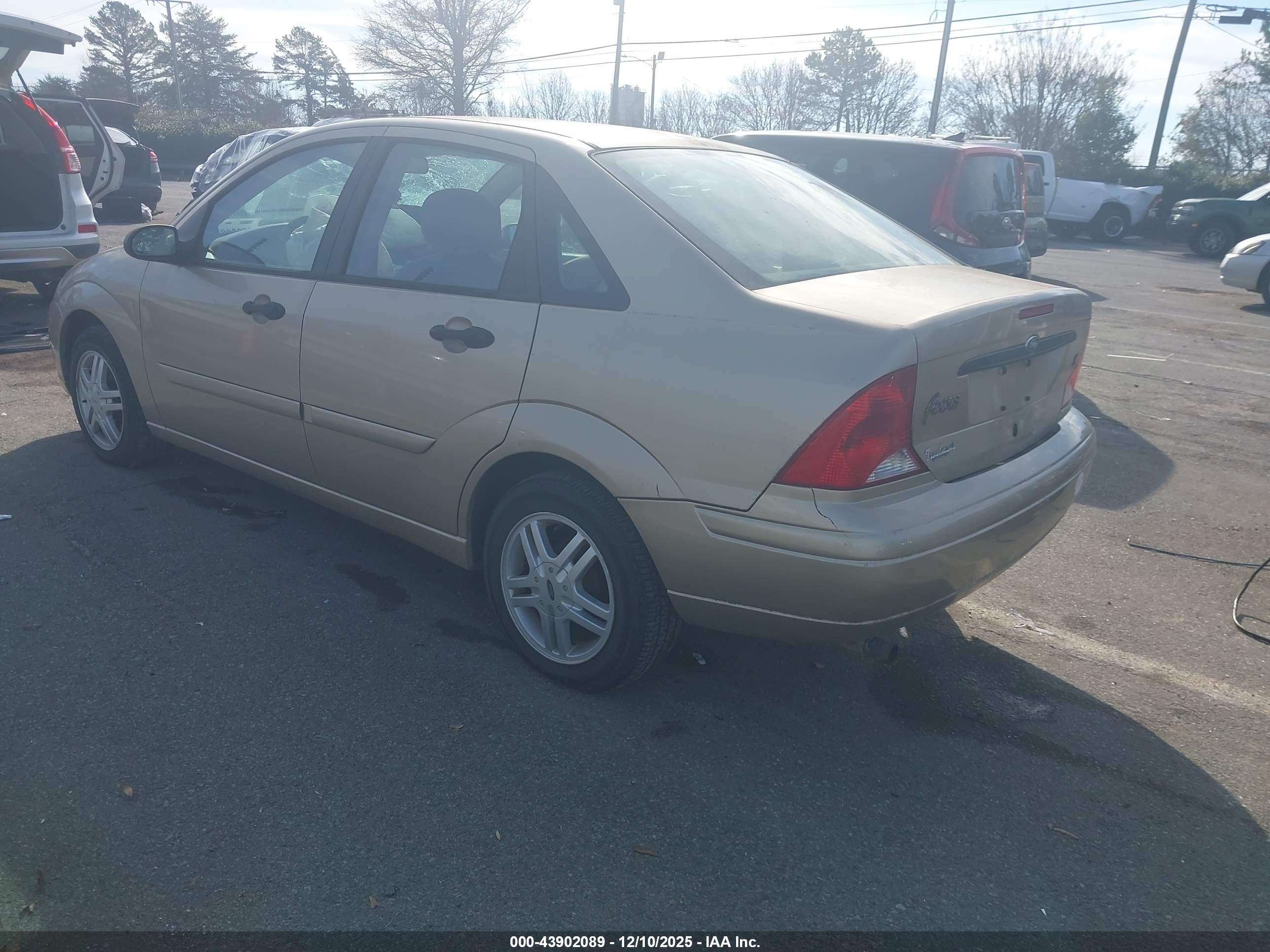 FORD FOCUS image 3