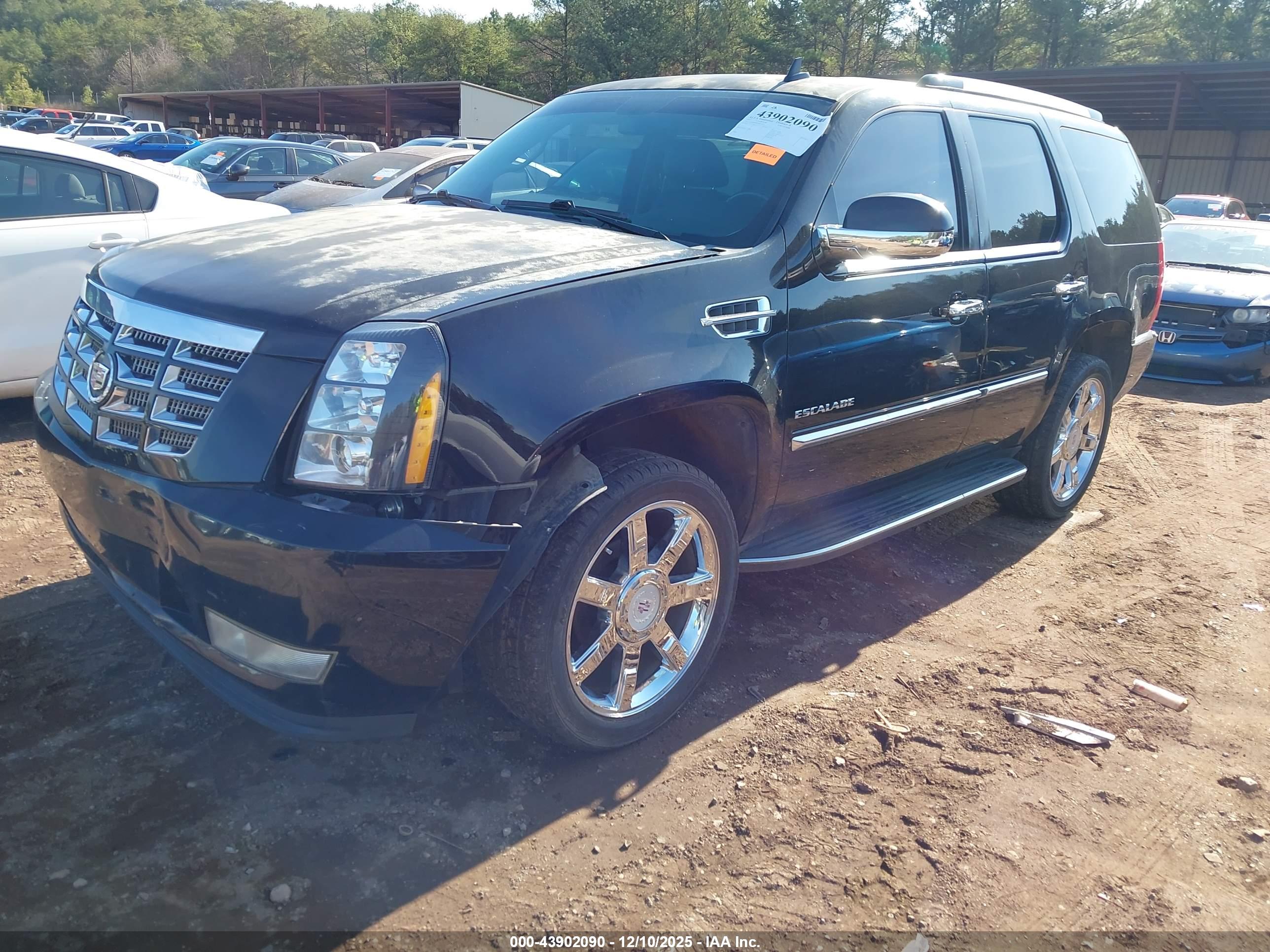 CADILLAC ESCALADE image 2