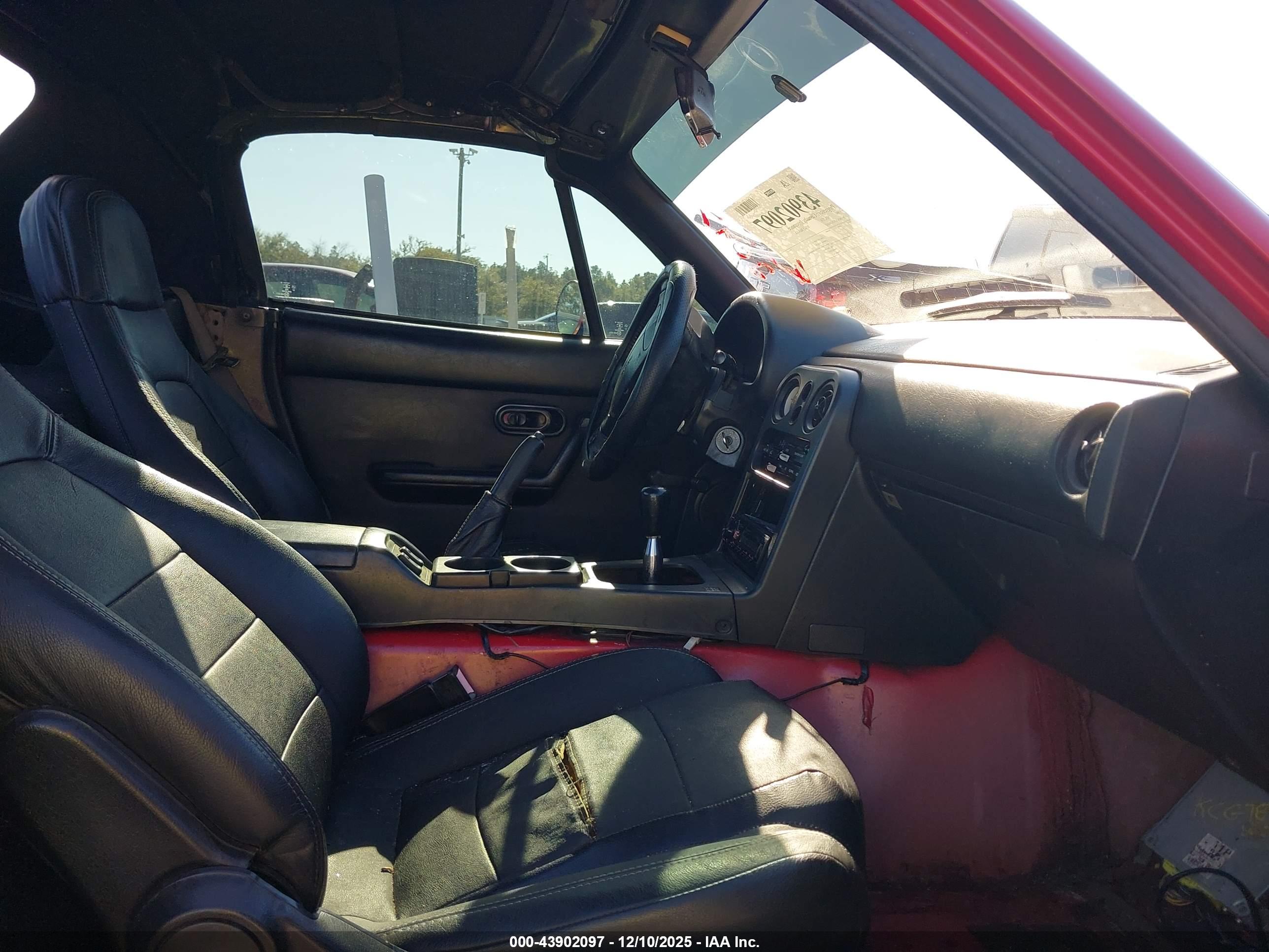 MAZDA MX-5 image 5