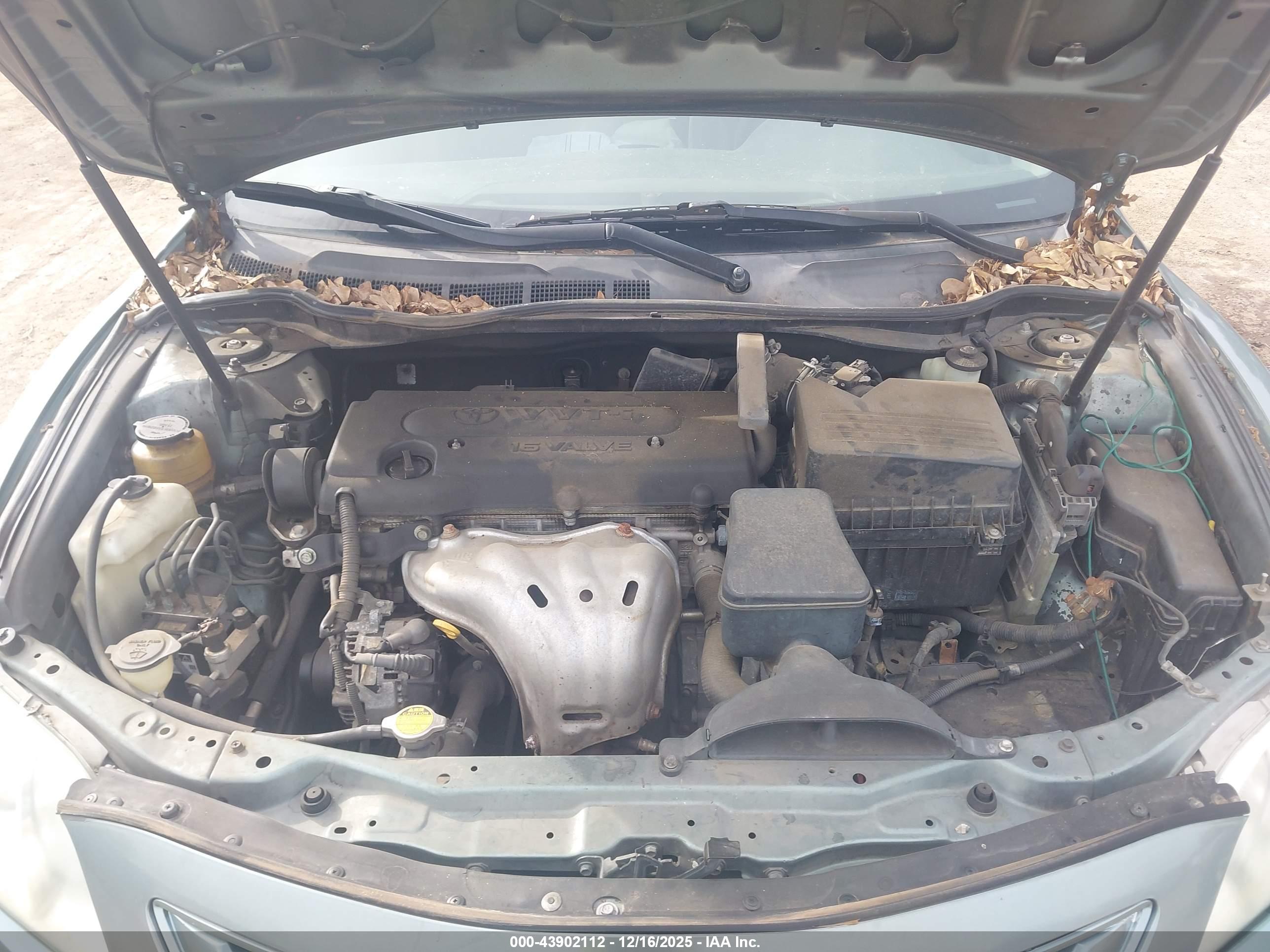 TOYOTA CAMRY image 10
