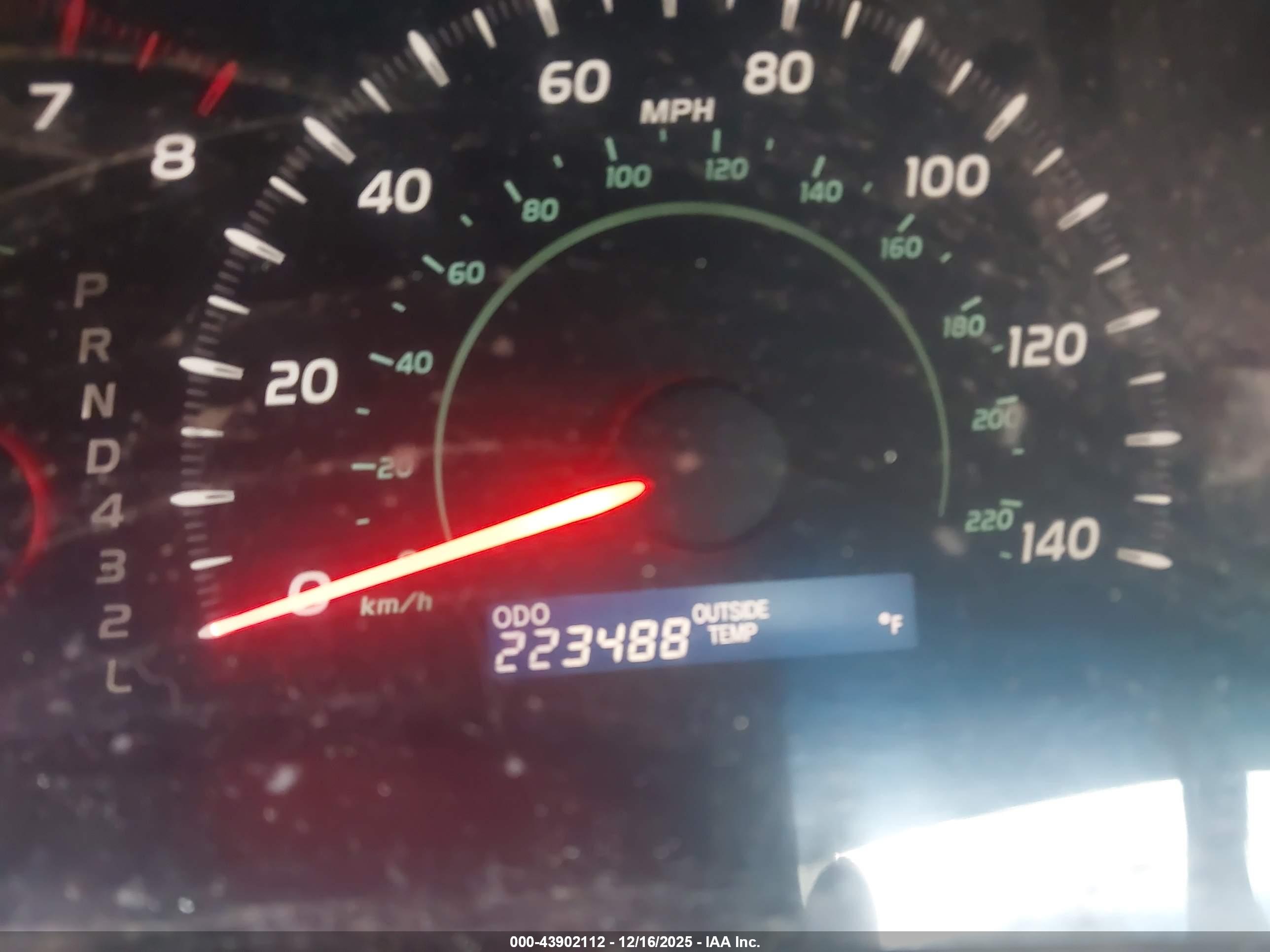 TOYOTA CAMRY image 7