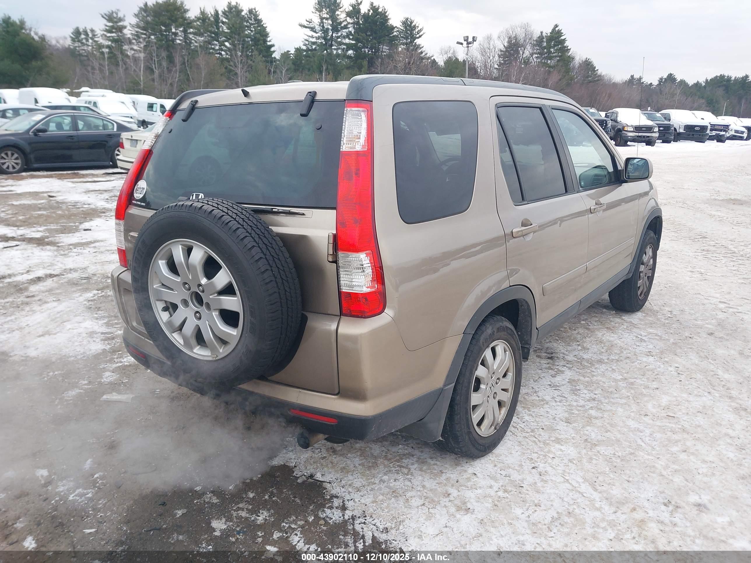HONDA CR-V image 4