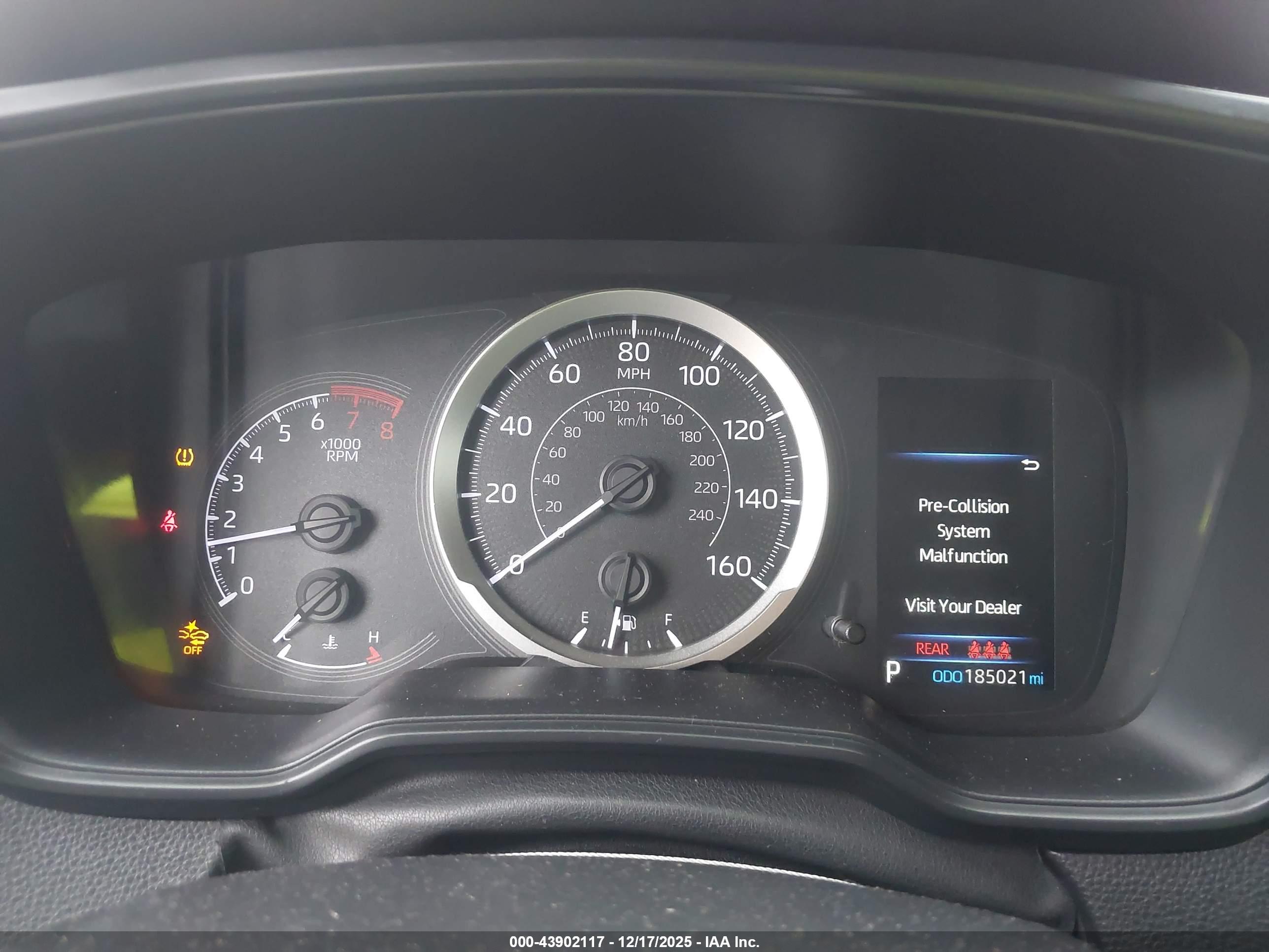 TOYOTA COROLLA image 7