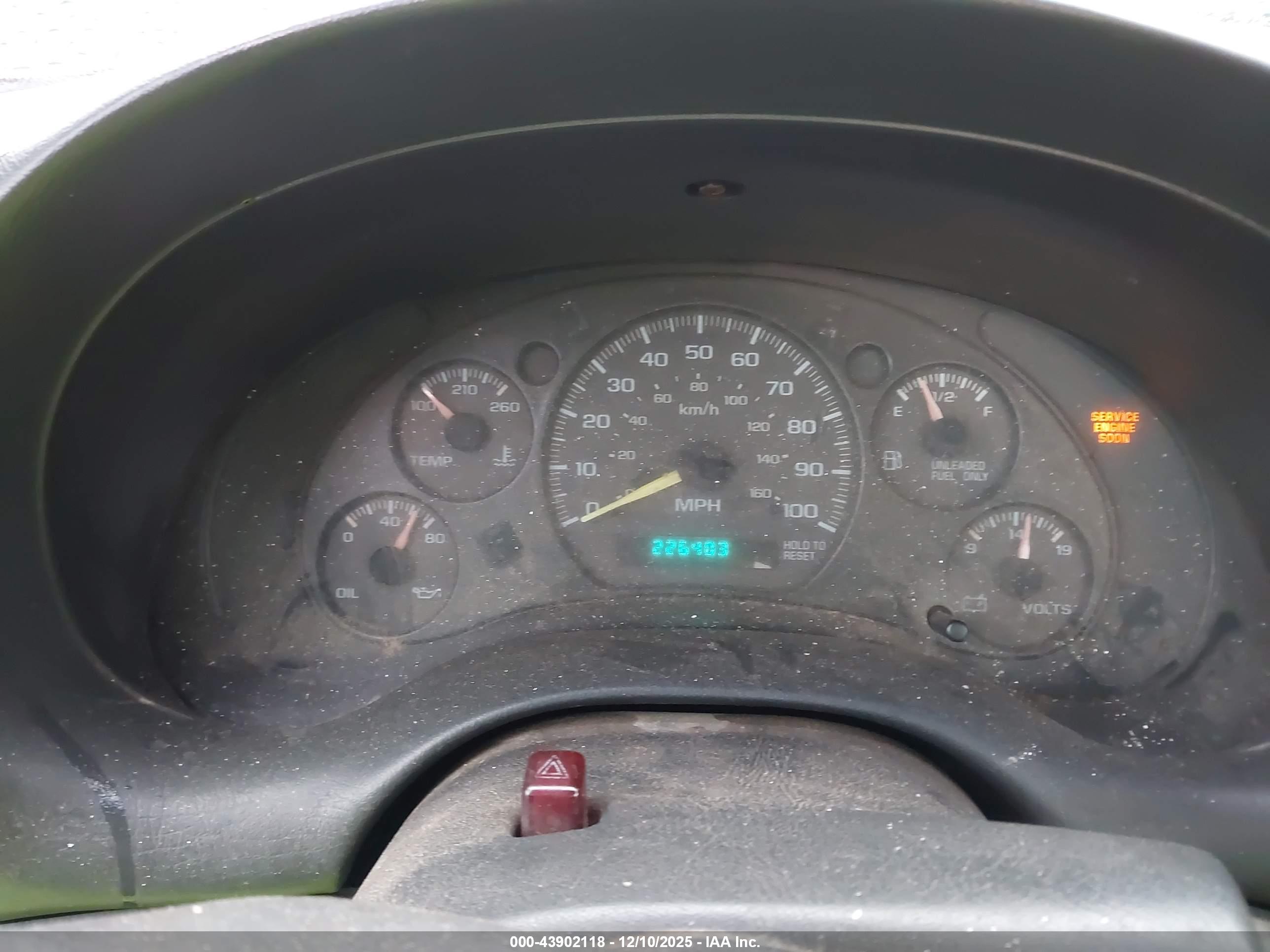 CHEVROLET S-10 image 7