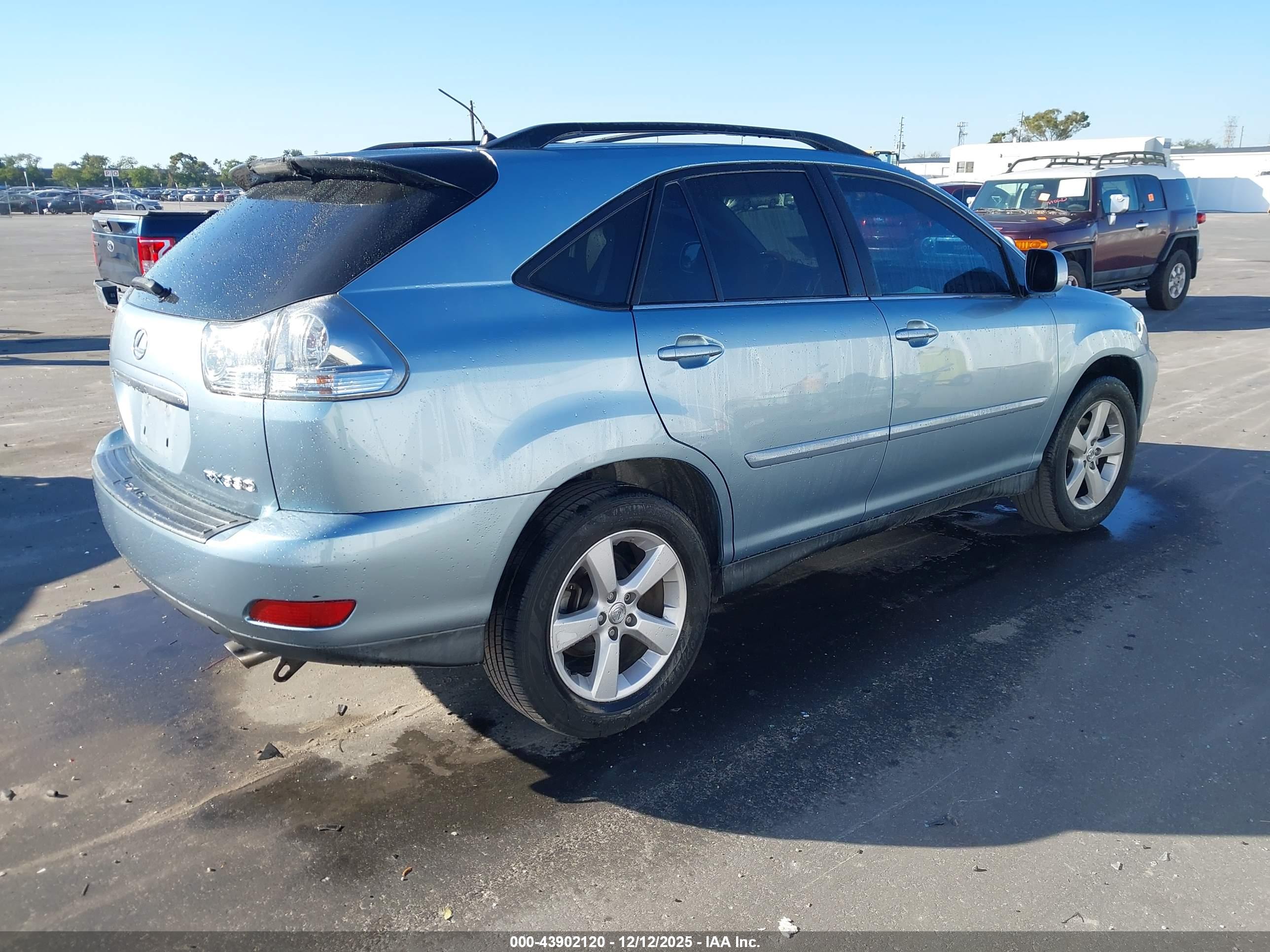 LEXUS RX image 4