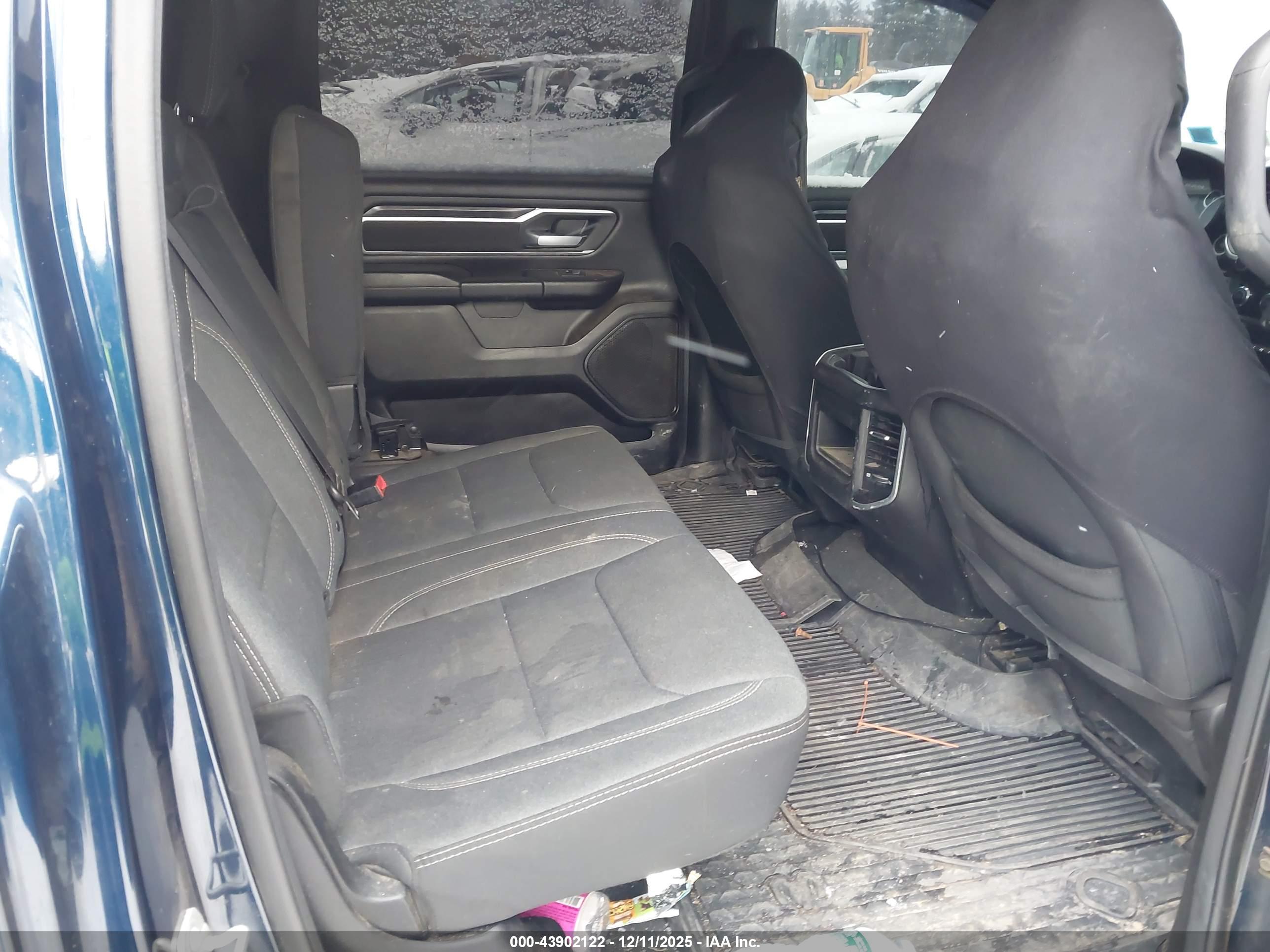 RAM 1500 image 8