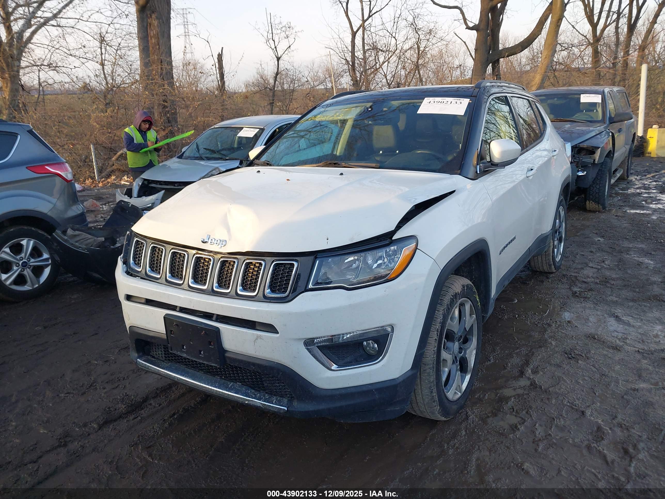 JEEP COMPASS image 2