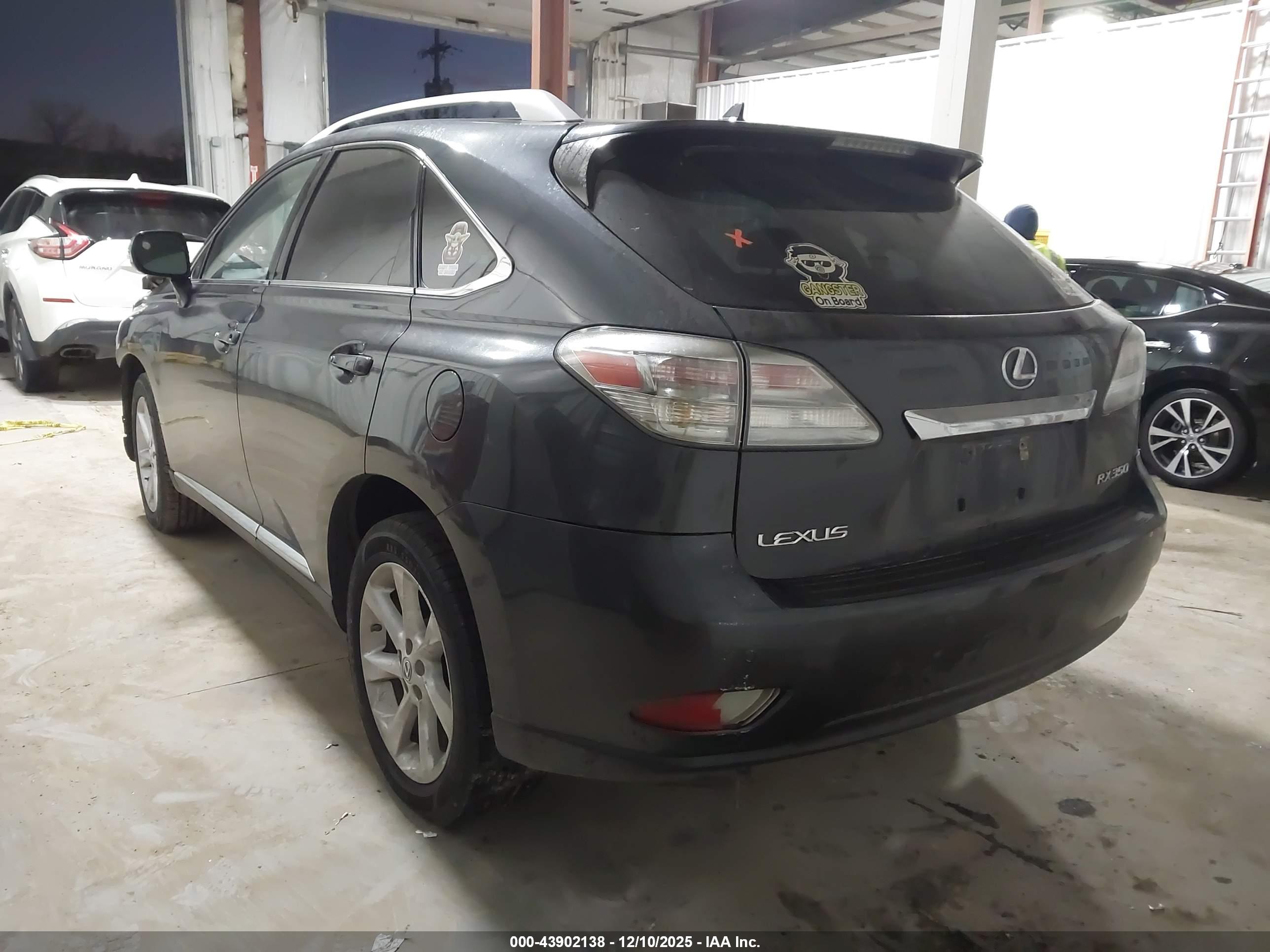 LEXUS RX image 3