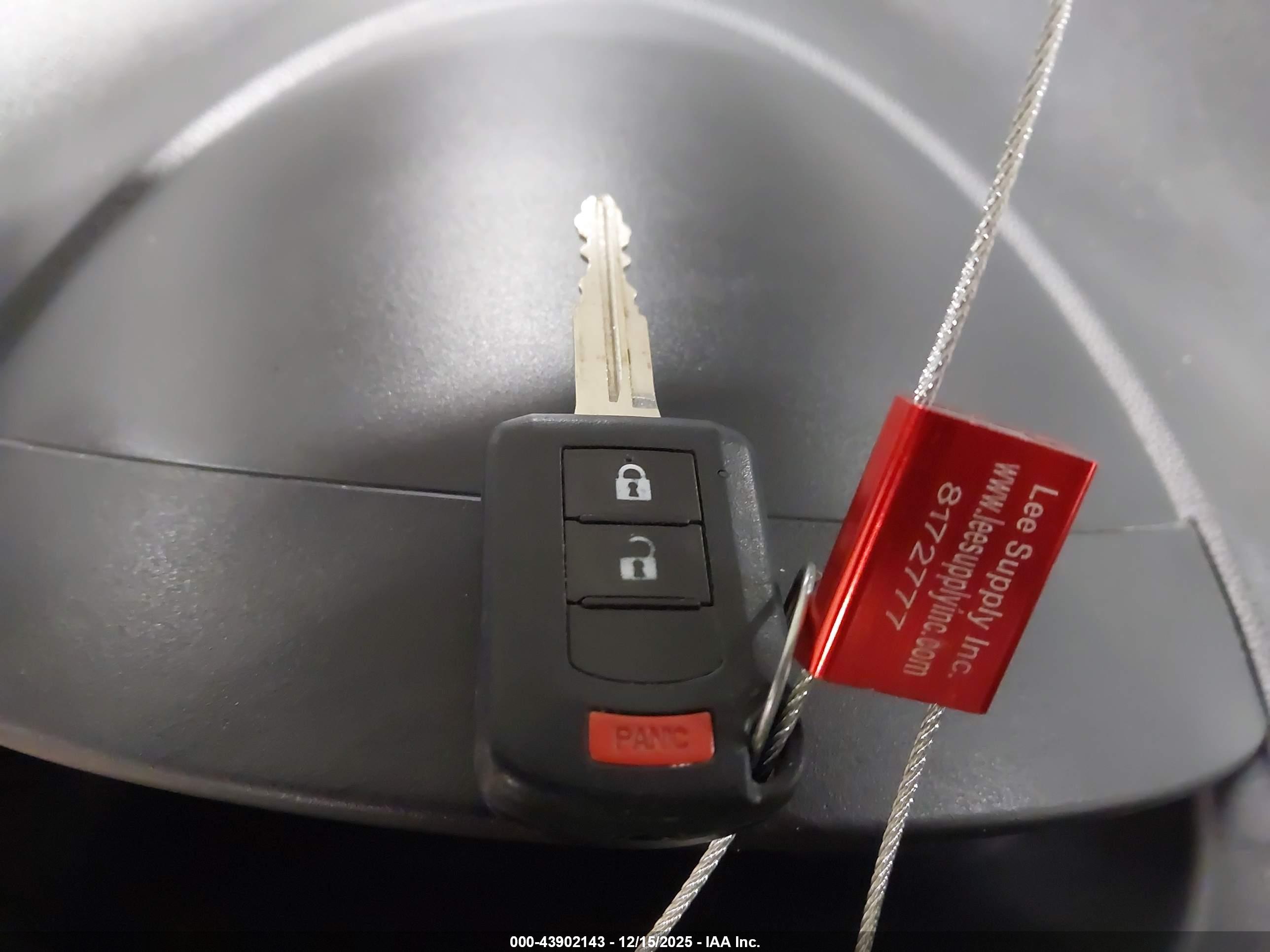 MITSUBISHI MIRAGE image 11