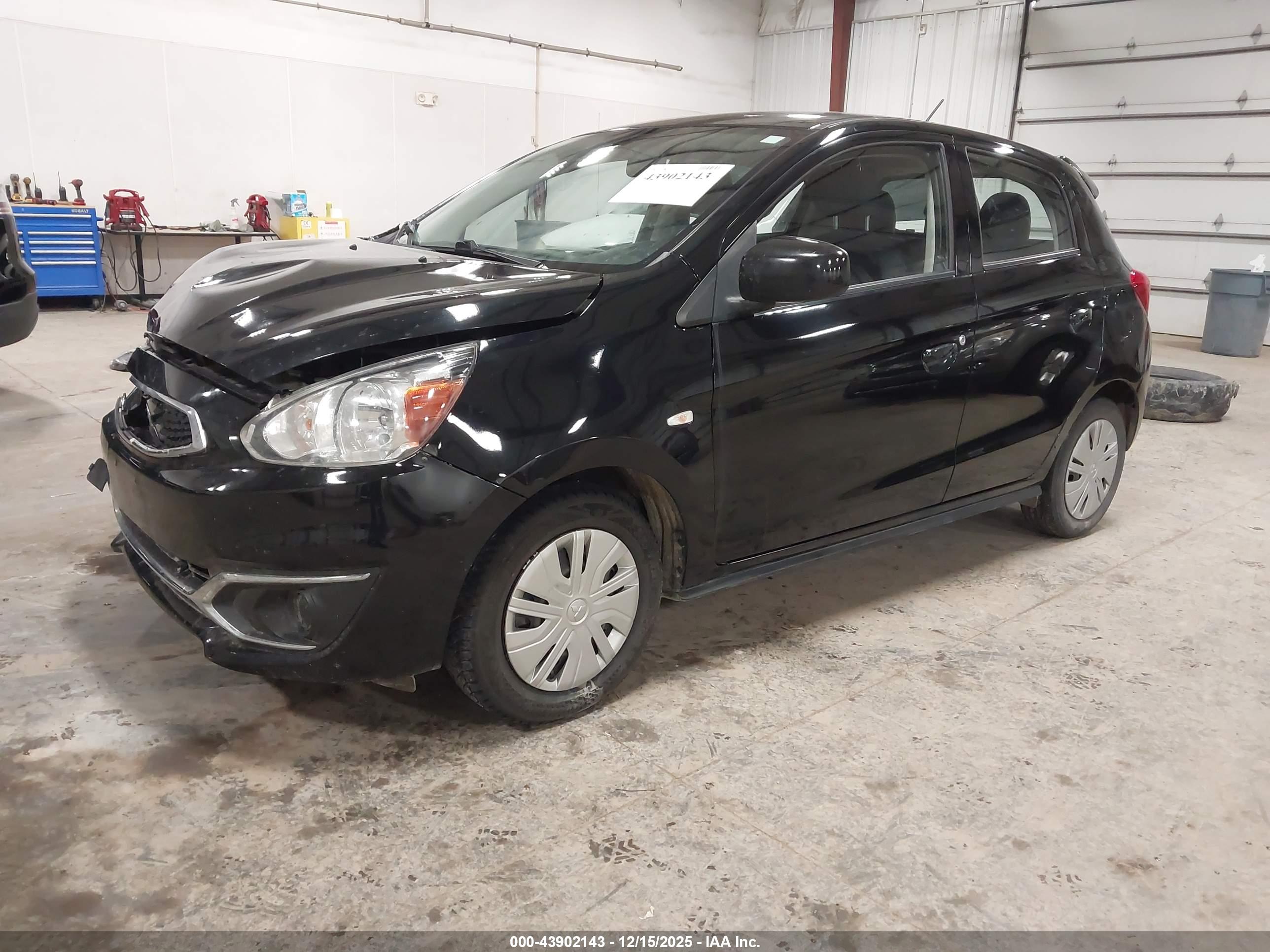 MITSUBISHI MIRAGE image 2