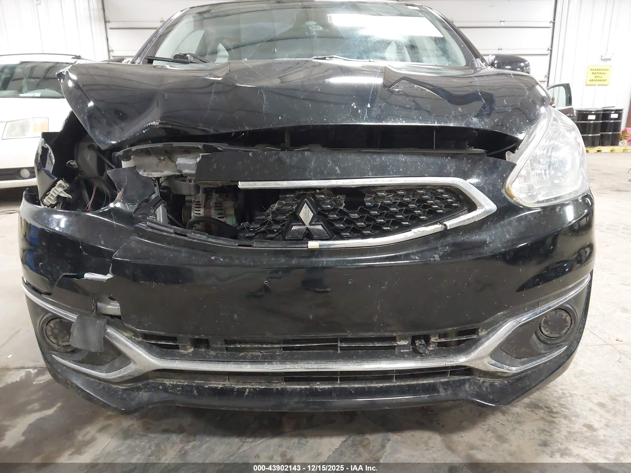 MITSUBISHI MIRAGE image 6