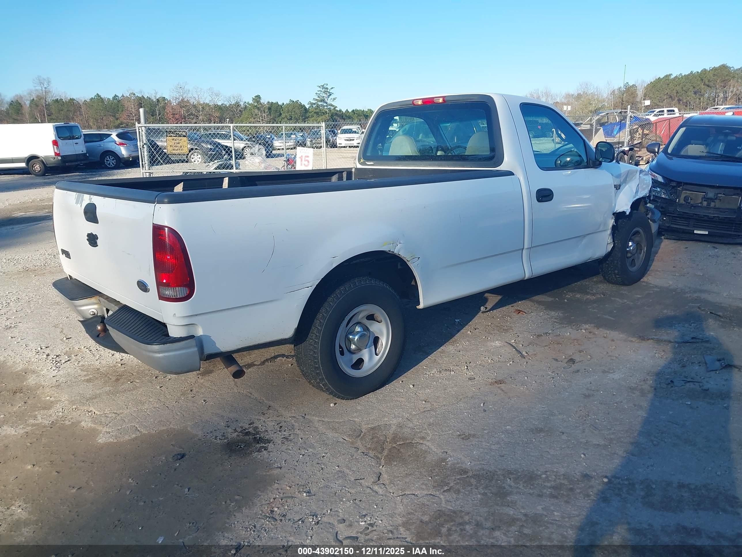 FORD F-150 image 4