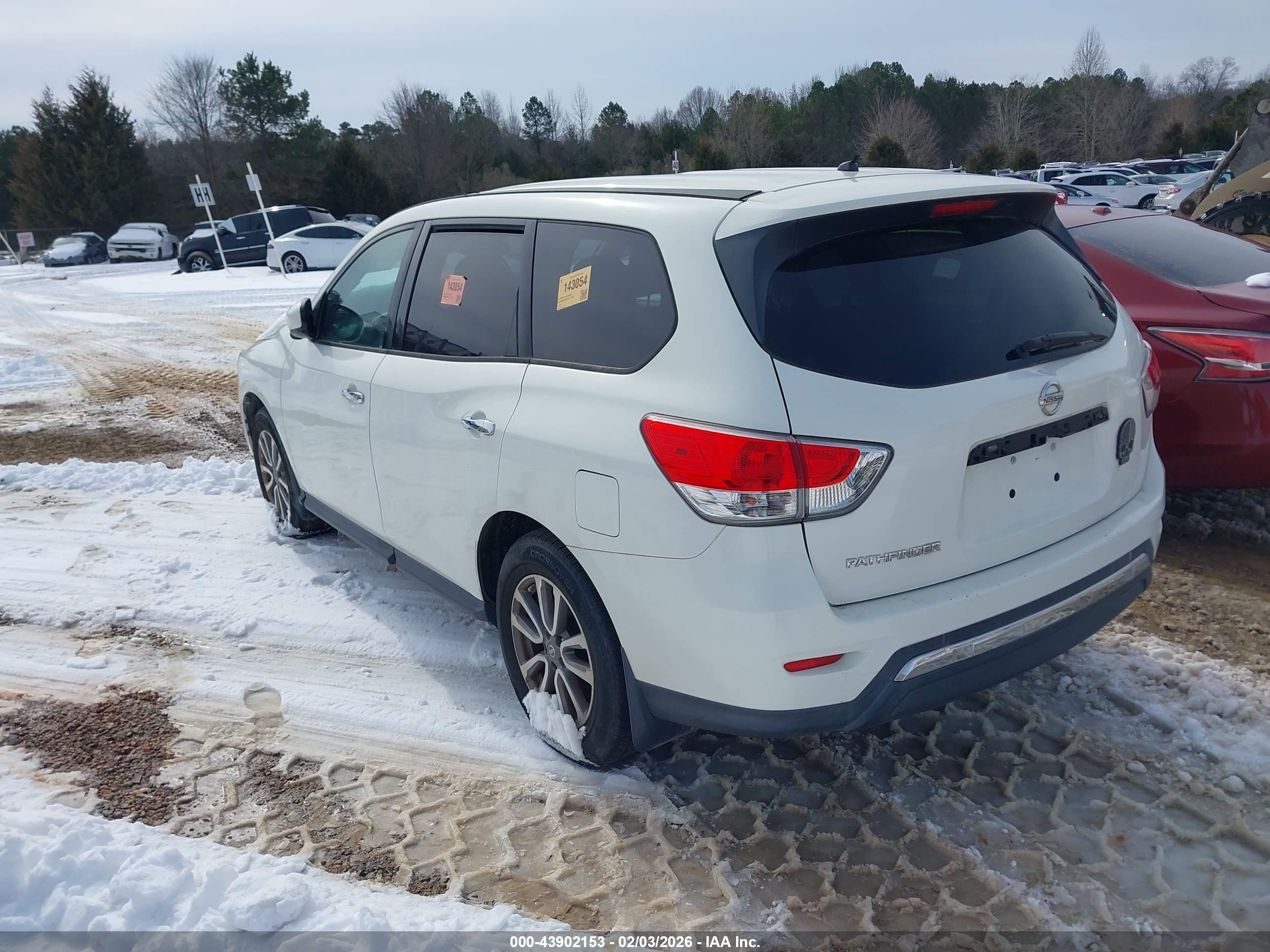 NISSAN PATHFINDER image 3