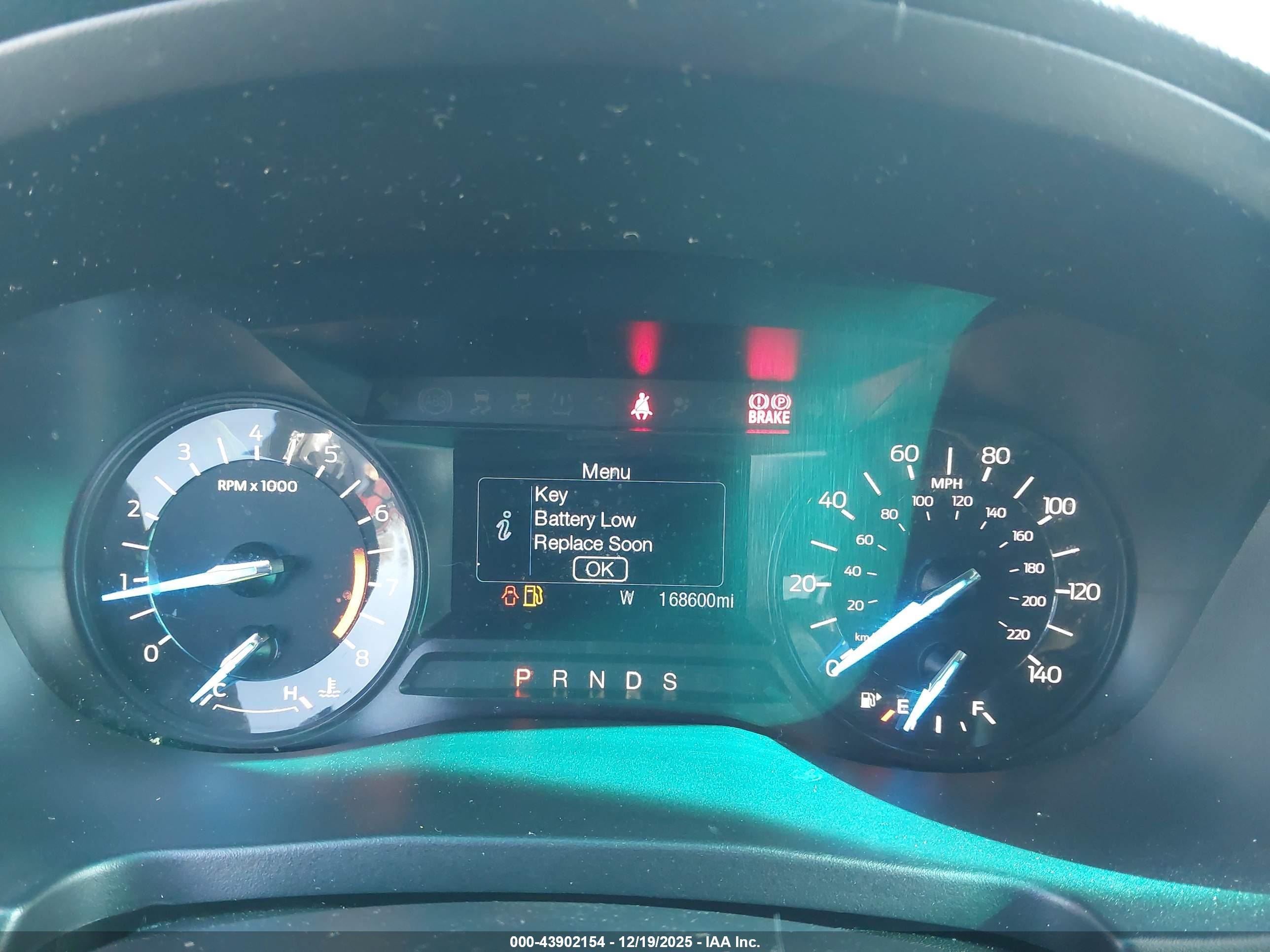 FORD EXPLORER image 7