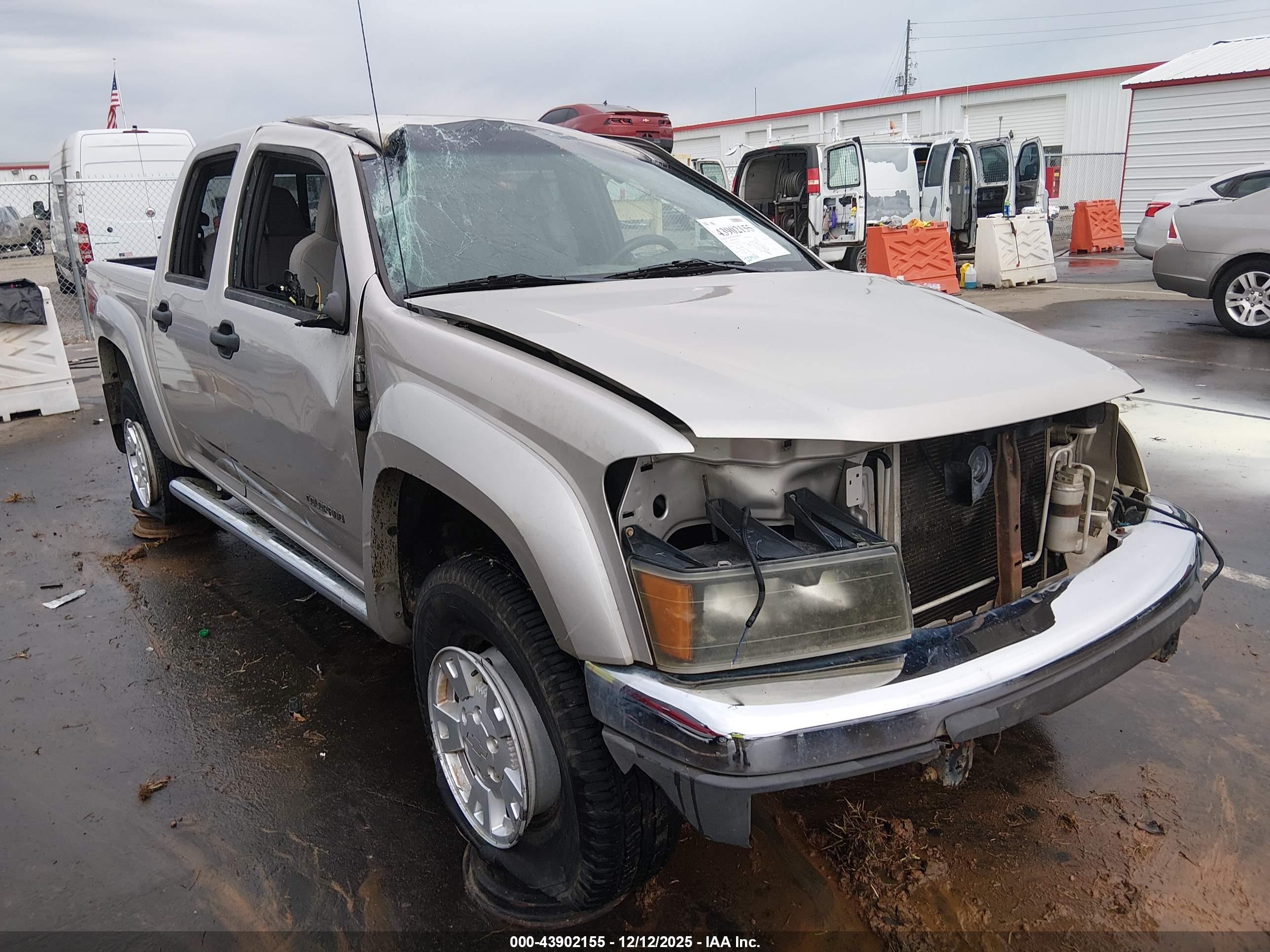 CHEVROLET COLORADO image 6