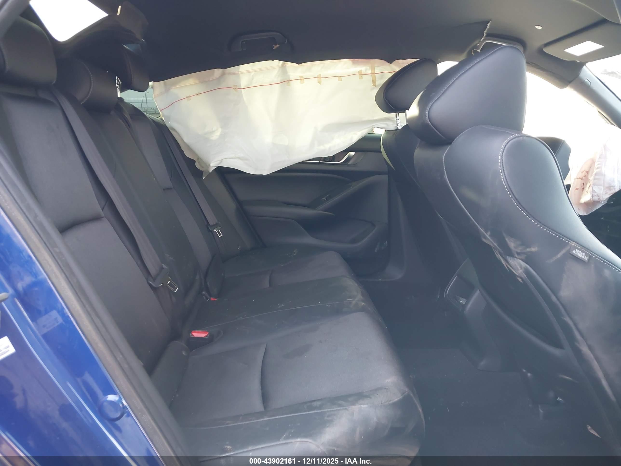 HONDA ACCORD image 8