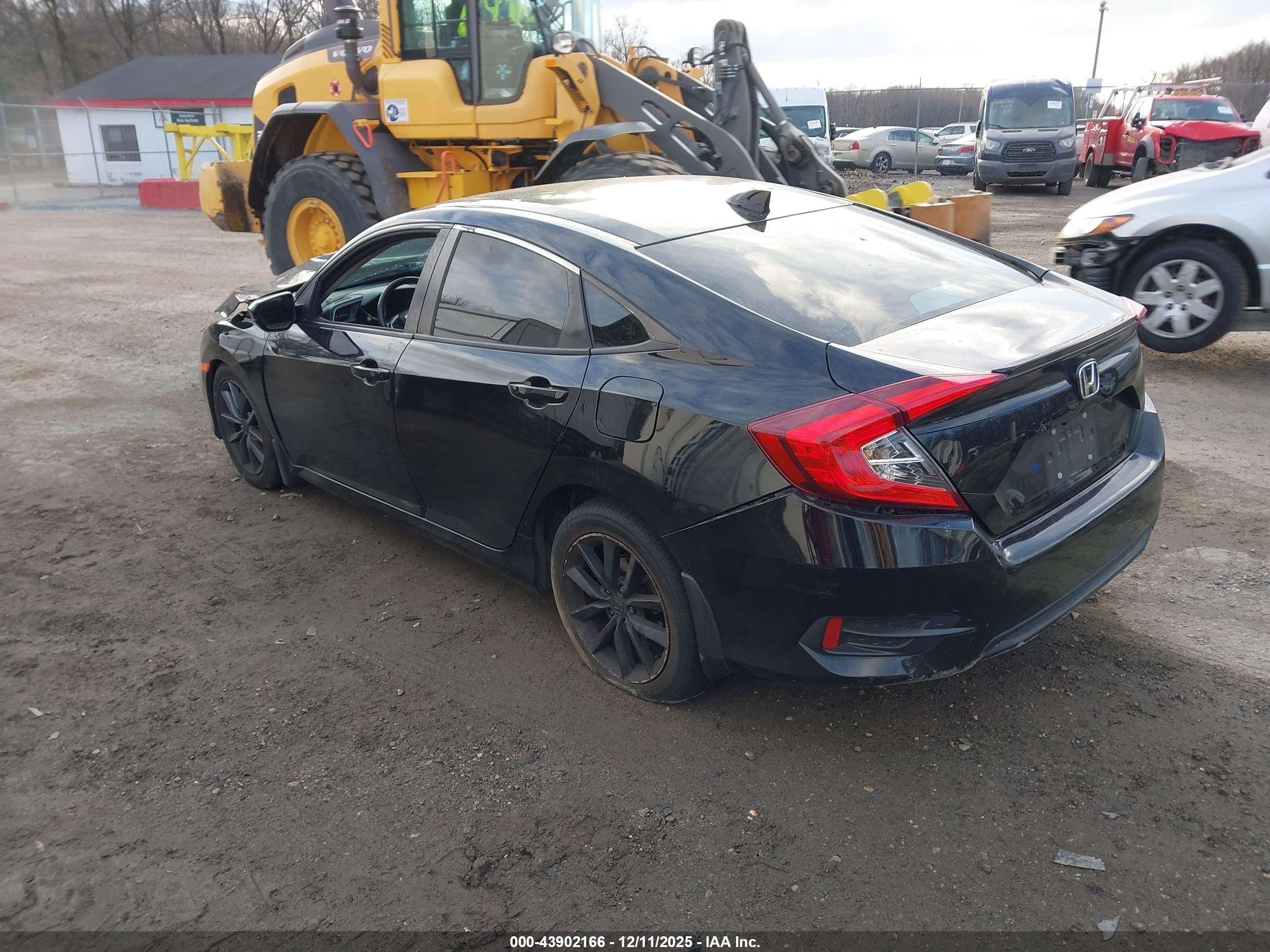 HONDA CIVIC image 3