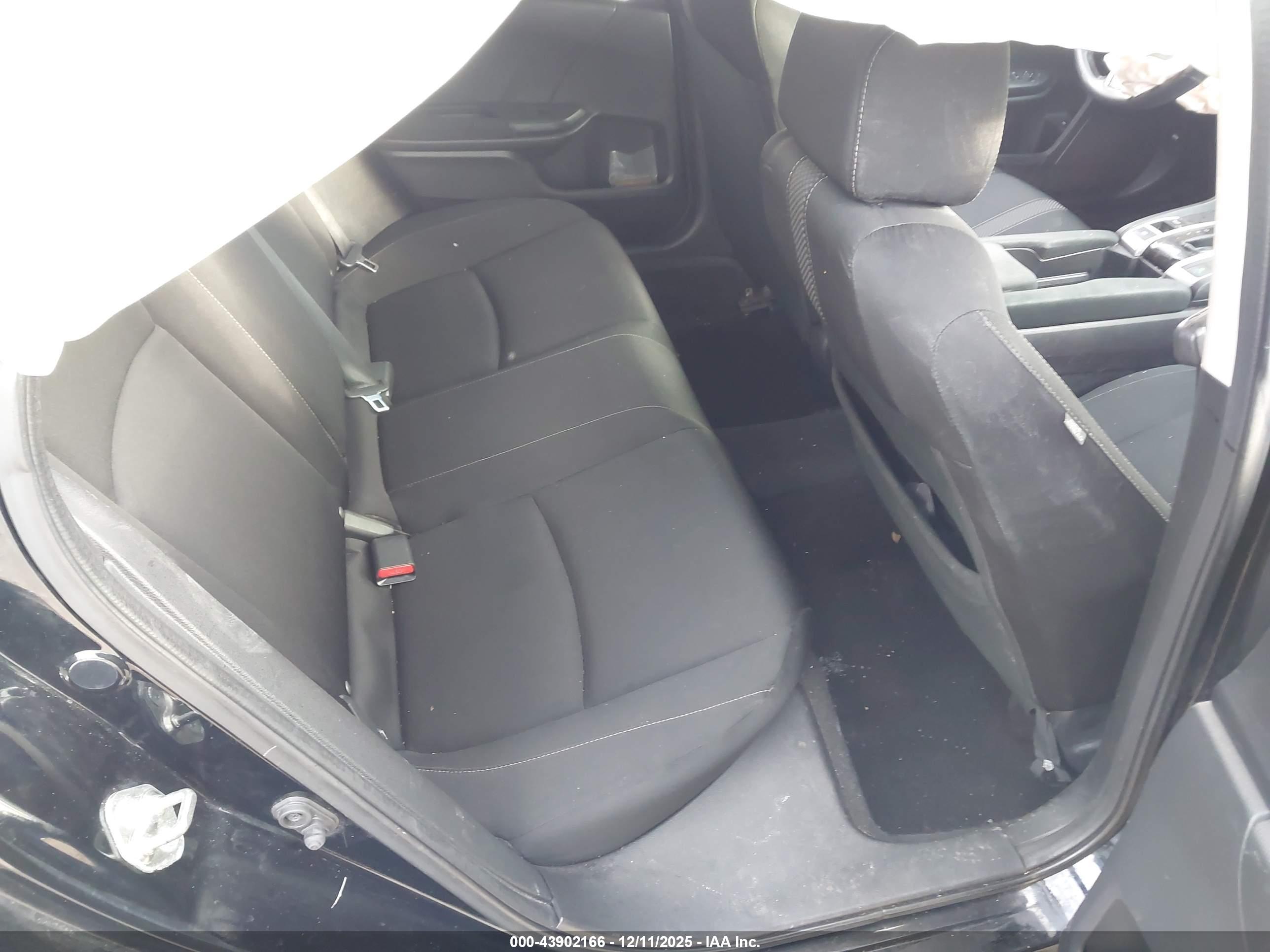 HONDA CIVIC image 8
