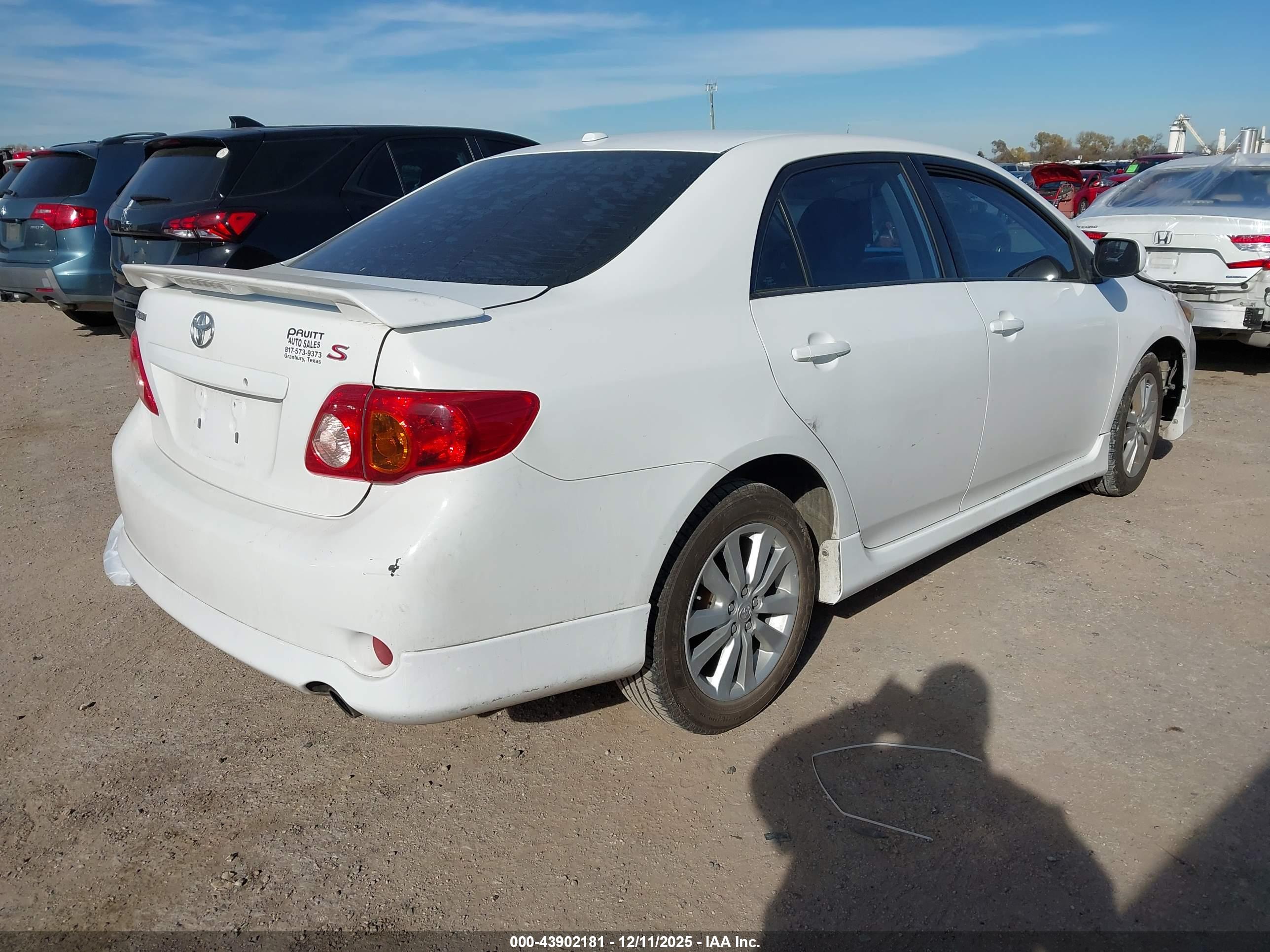 TOYOTA COROLLA image 4