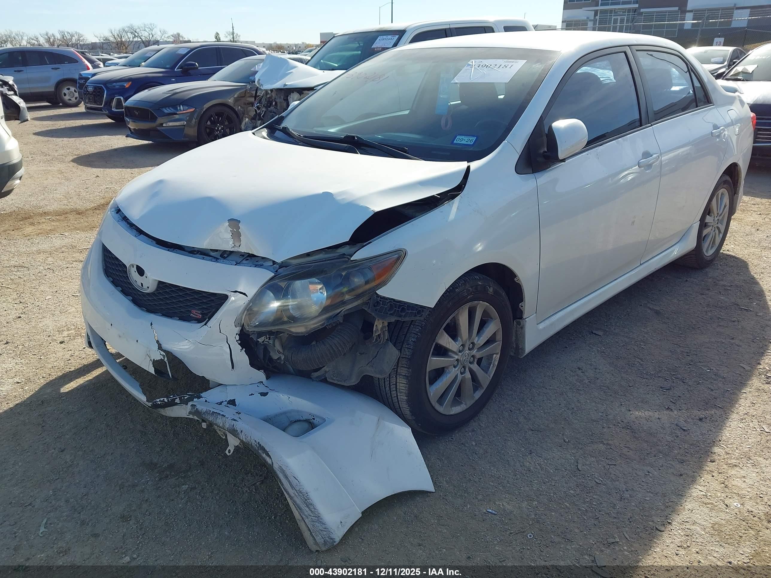 TOYOTA COROLLA image 6