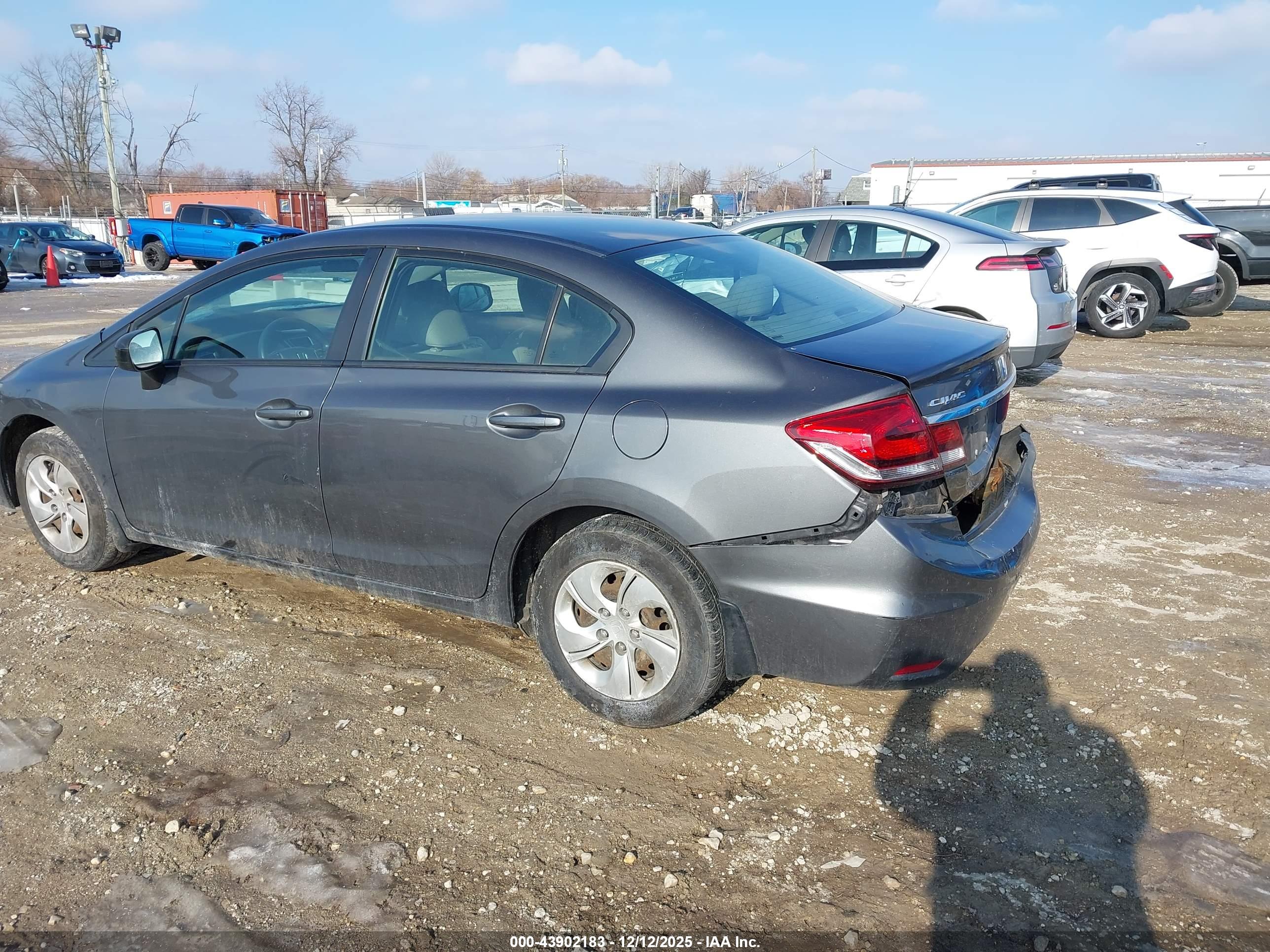 HONDA CIVIC image 3