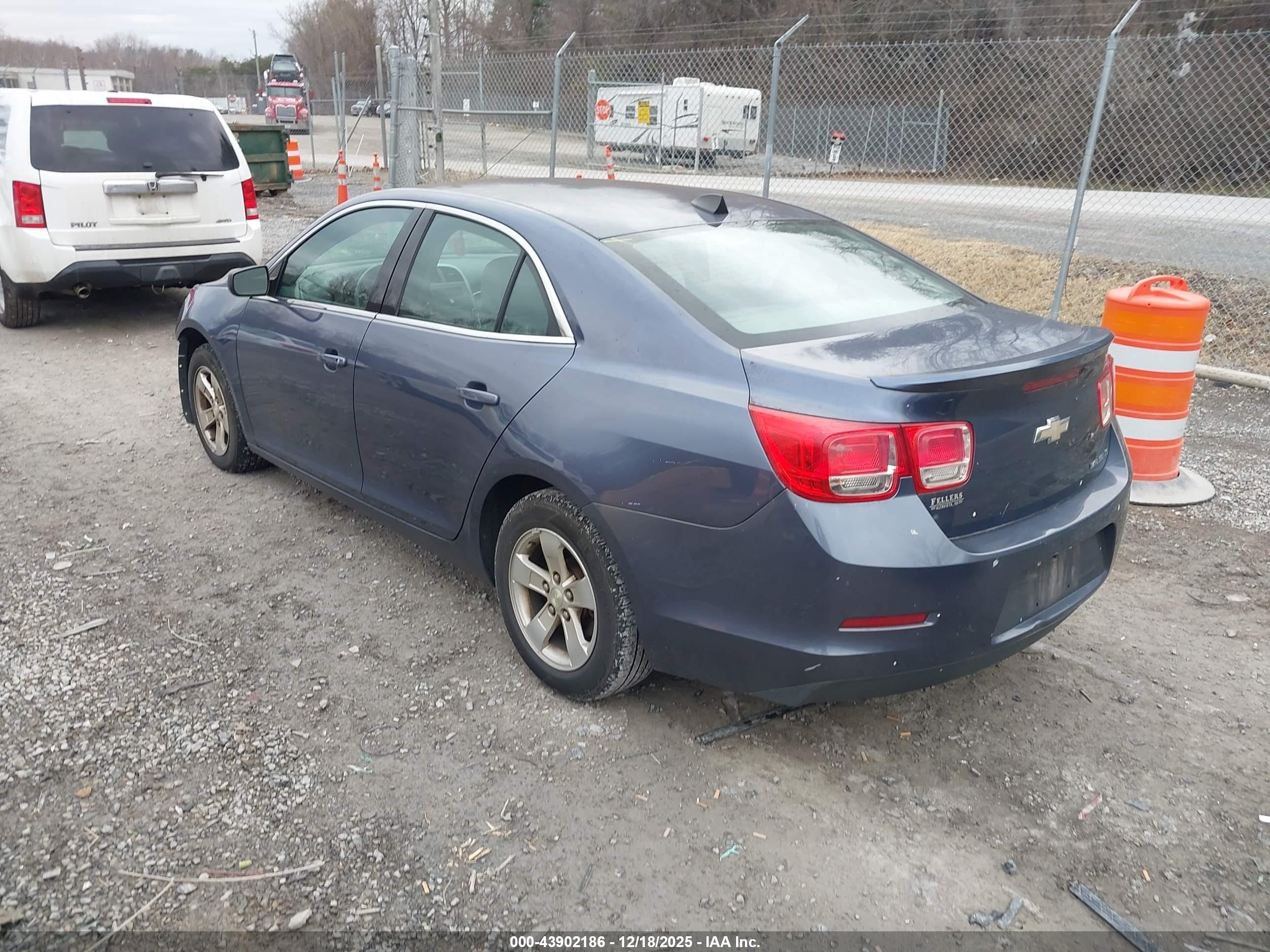 CHEVROLET MALIBU image 3