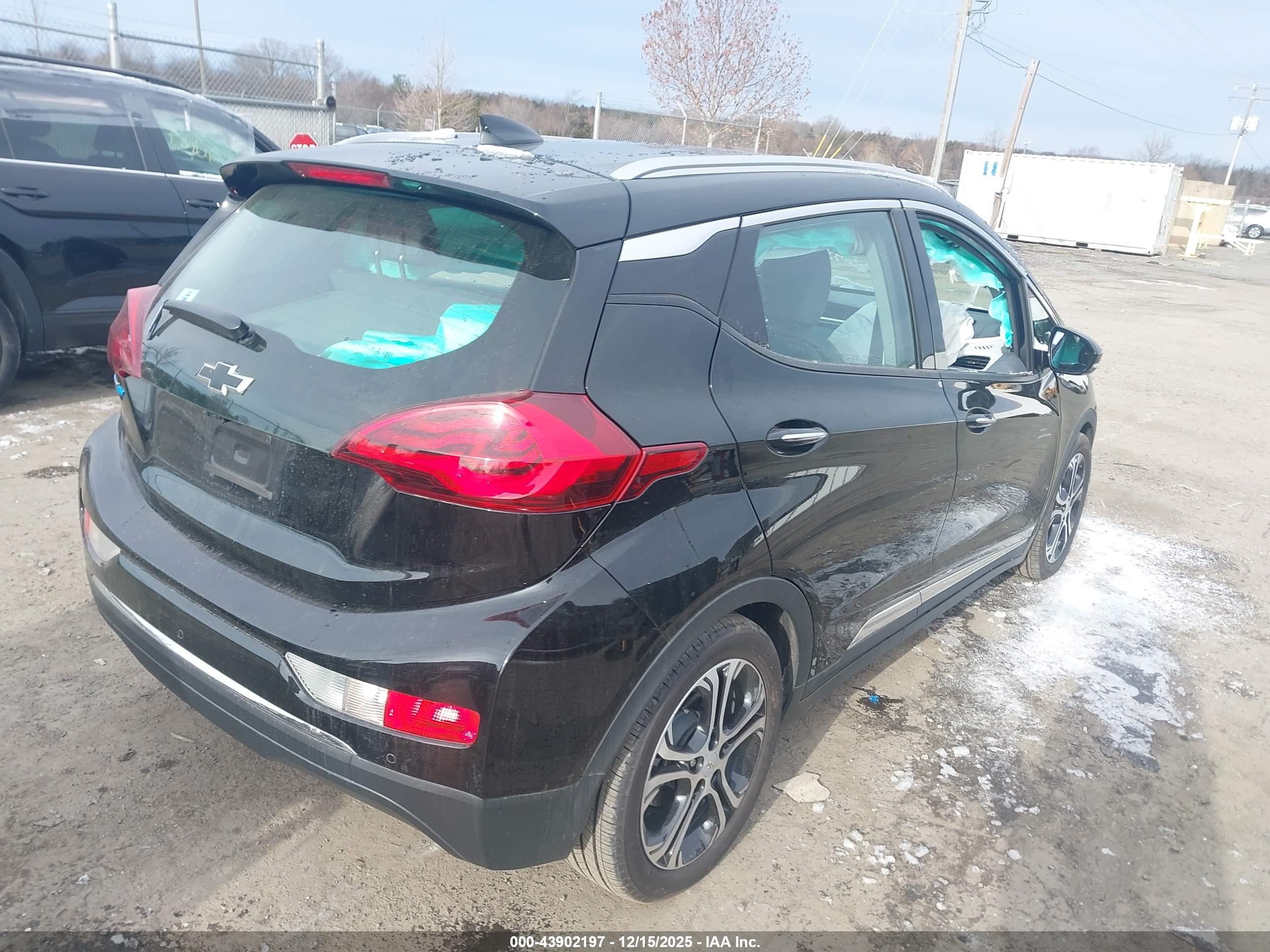 CHEVROLET BOLT image 4