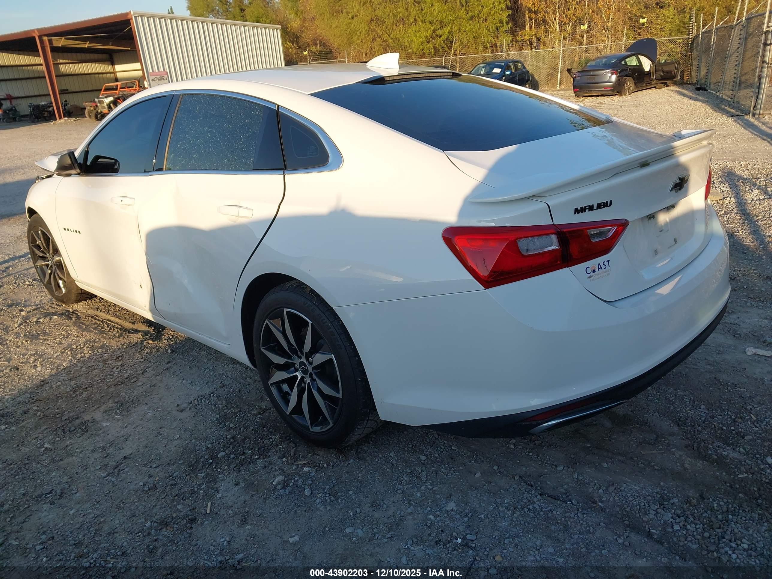 CHEVROLET MALIBU image 3