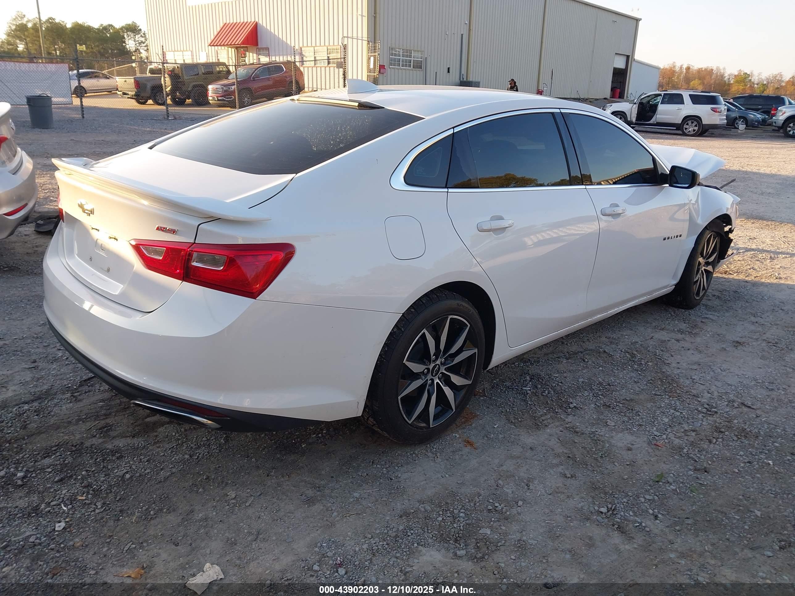 CHEVROLET MALIBU image 4