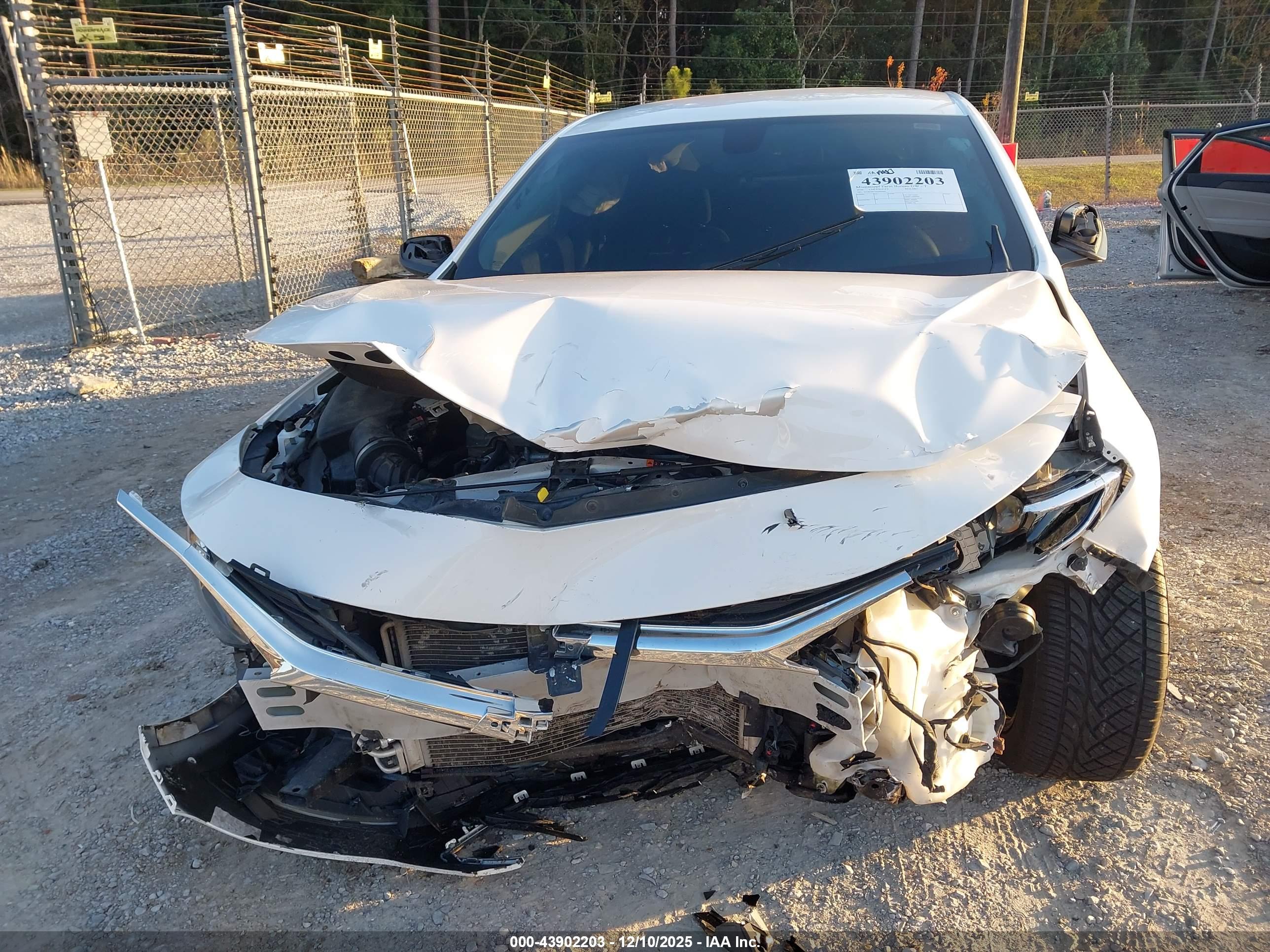 CHEVROLET MALIBU image 6