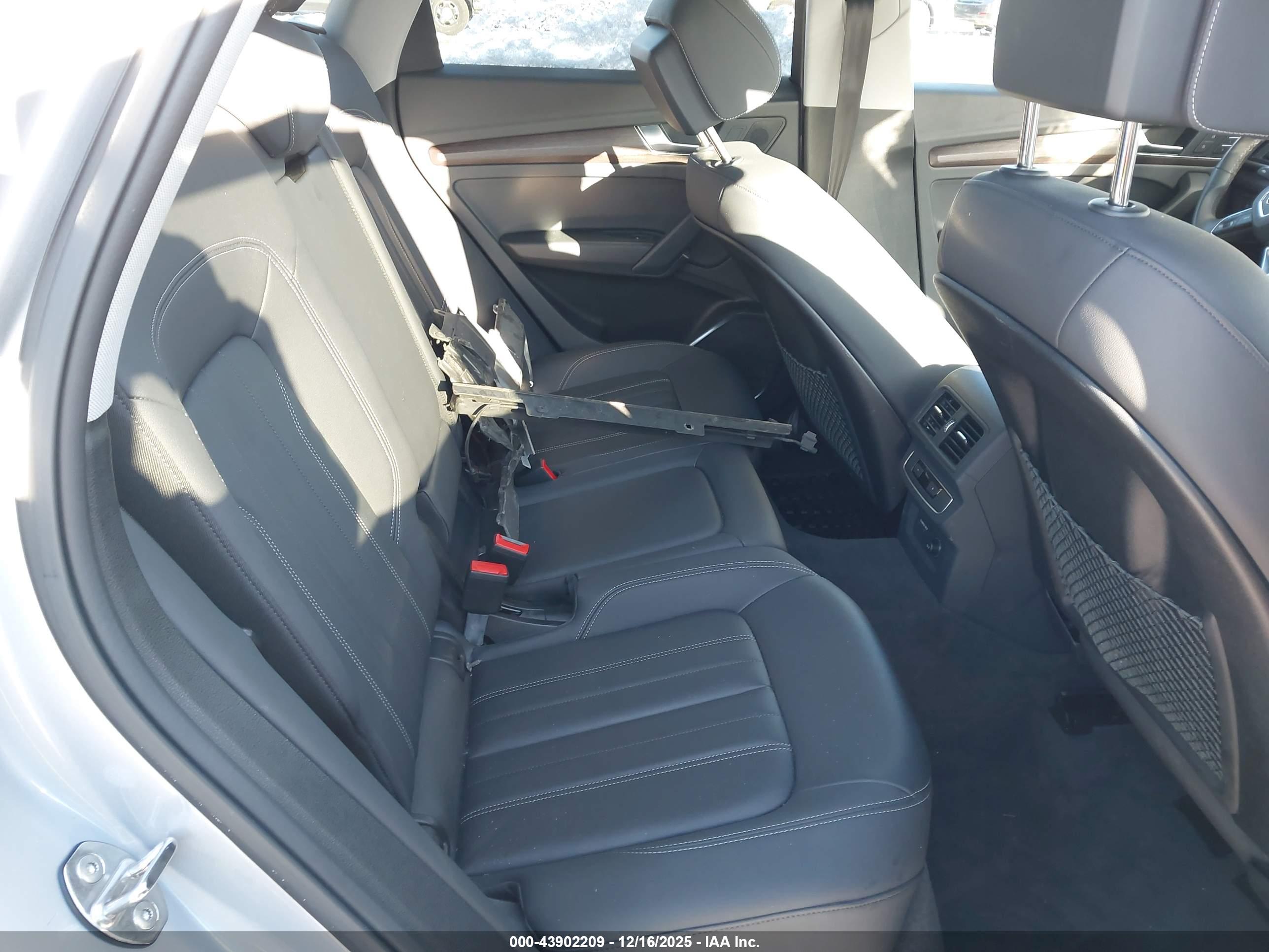 AUDI Q5 image 8