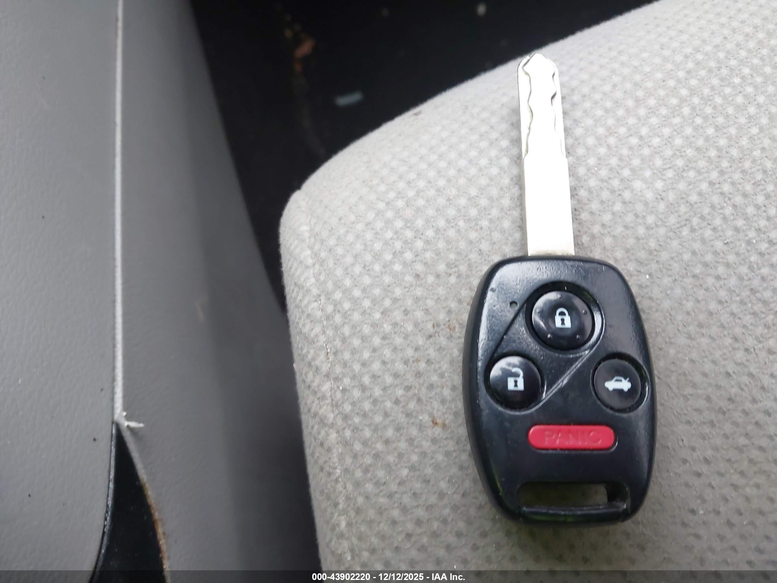 HONDA CIVIC image 11