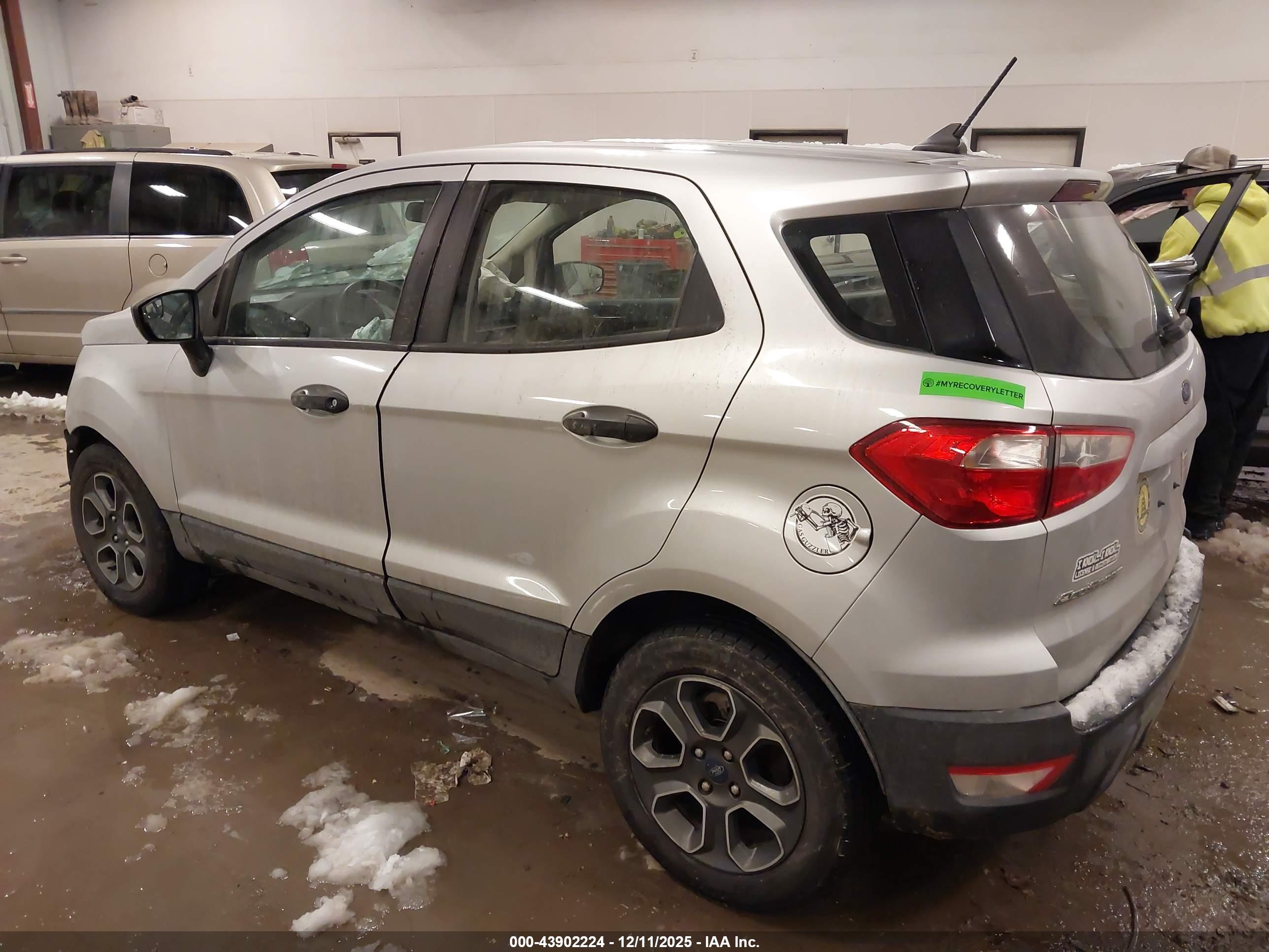 FORD ECOSPORT image 3