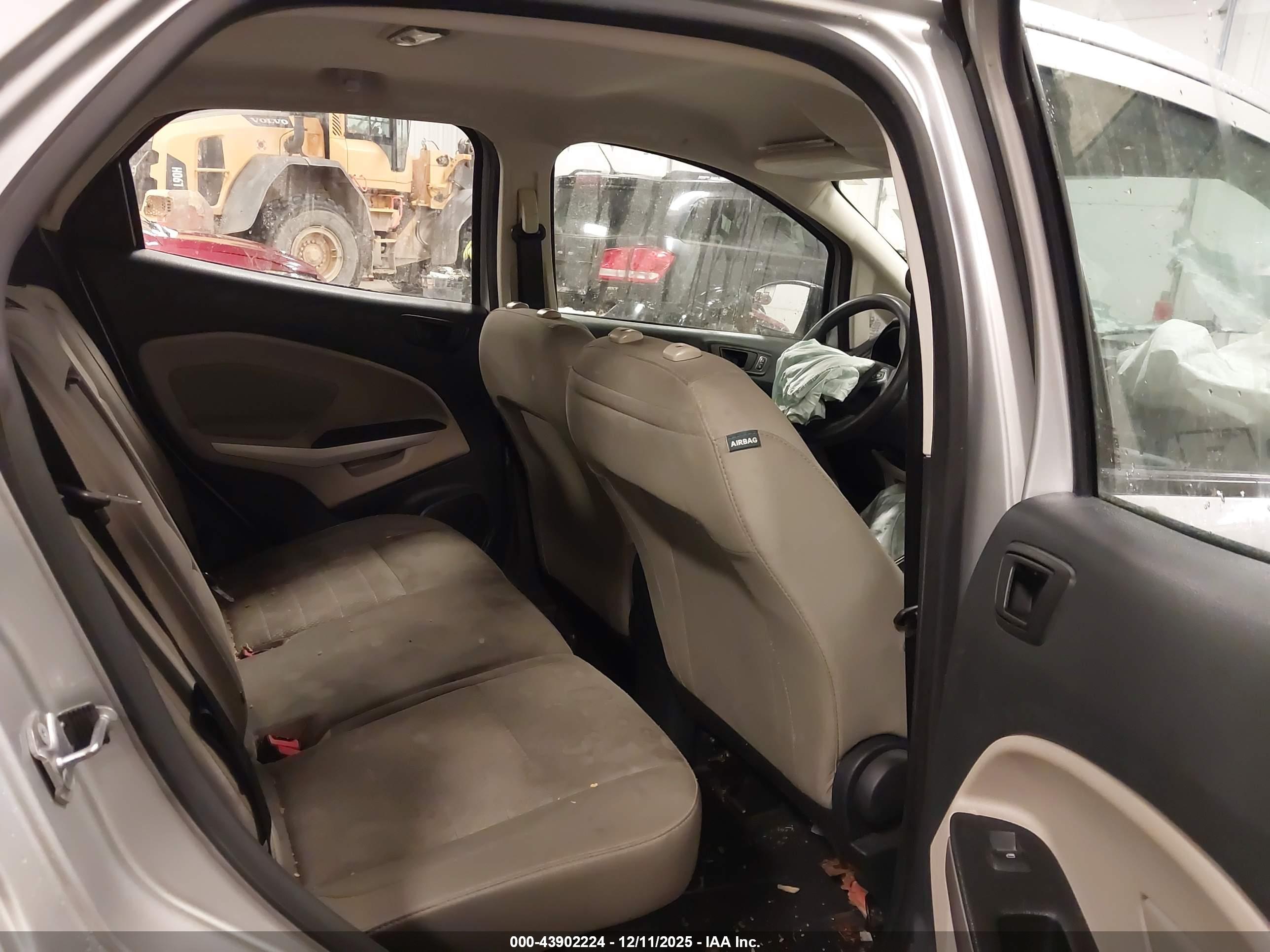 FORD ECOSPORT image 8