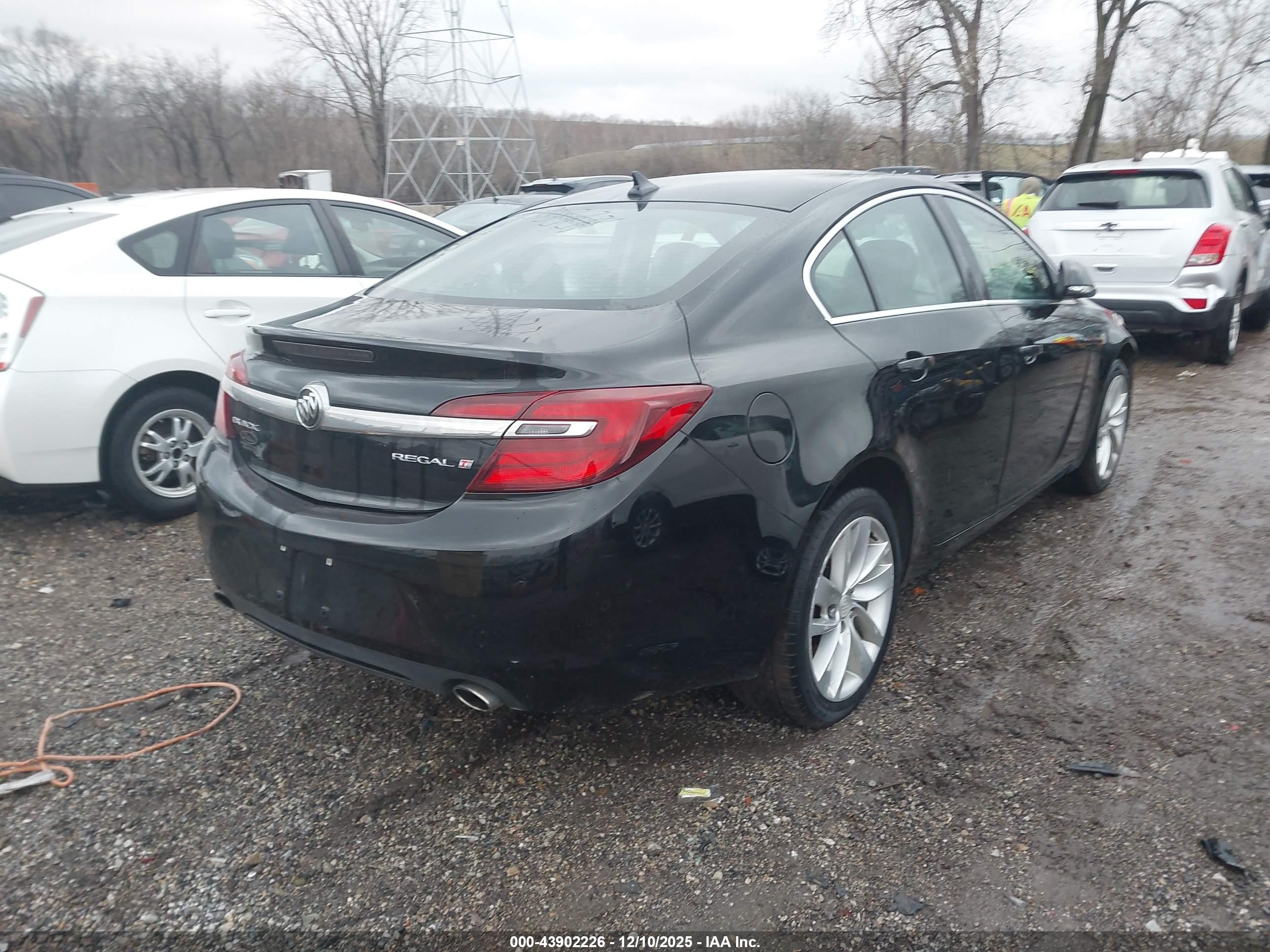 BUICK REGAL image 4