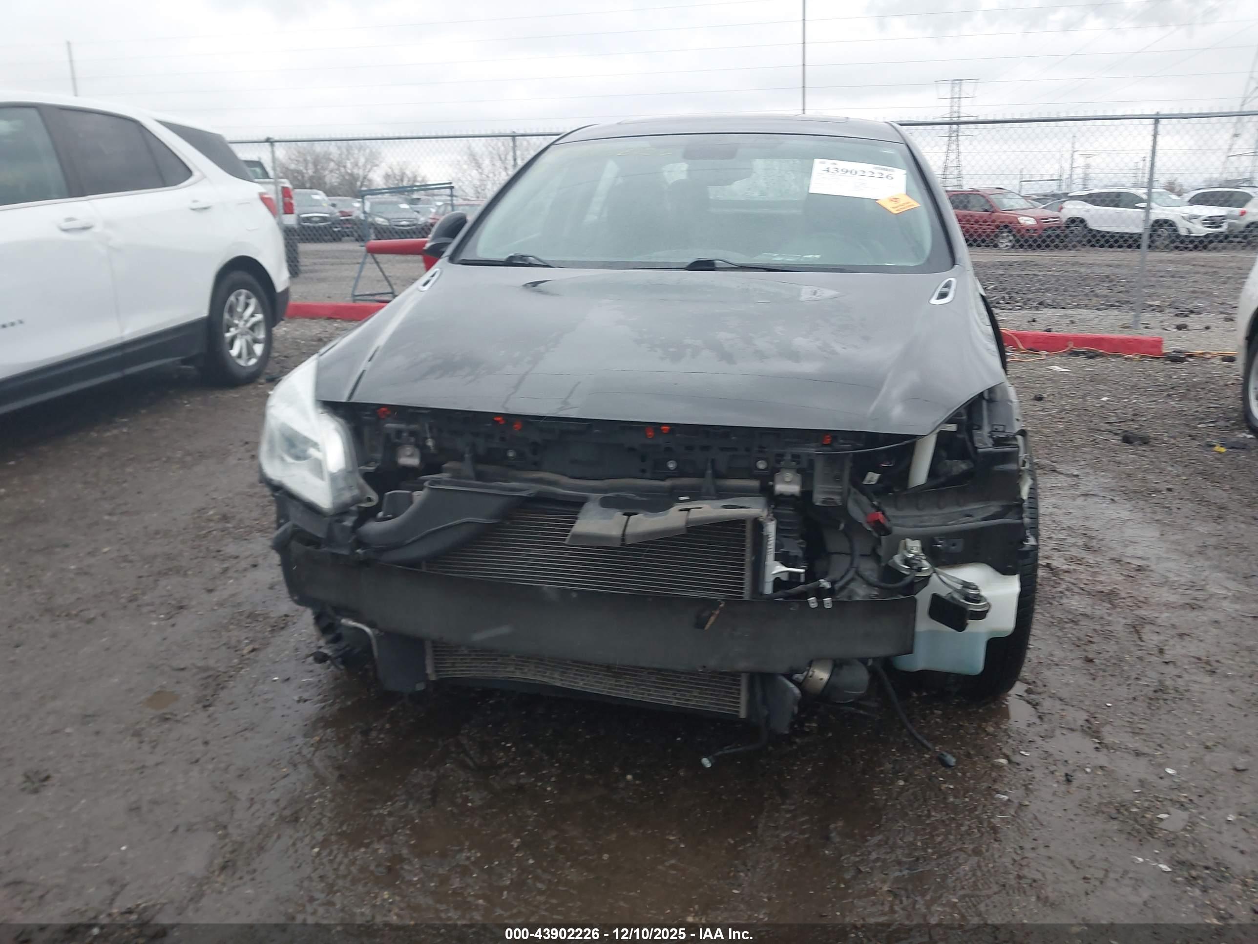 BUICK REGAL image 6