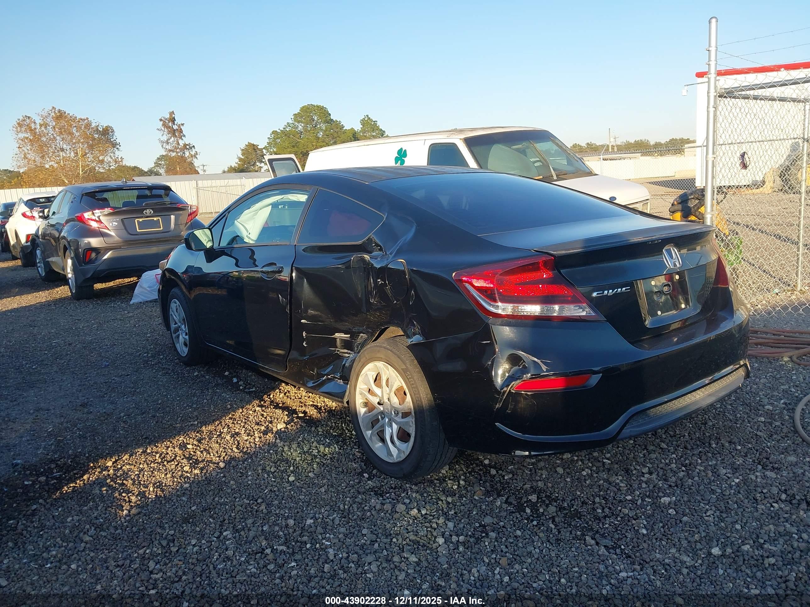HONDA CIVIC image 3