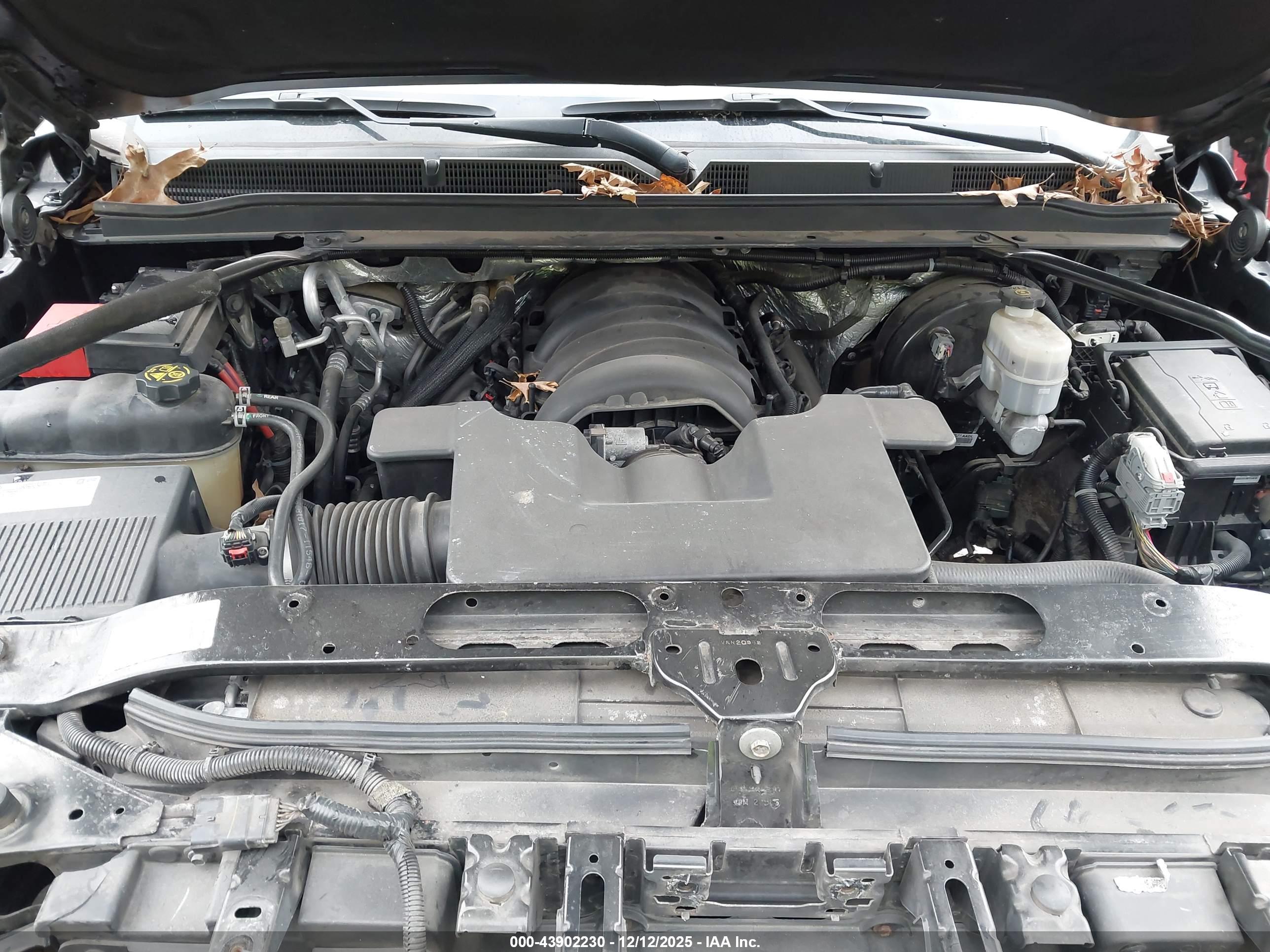 GMC YUKON image 10
