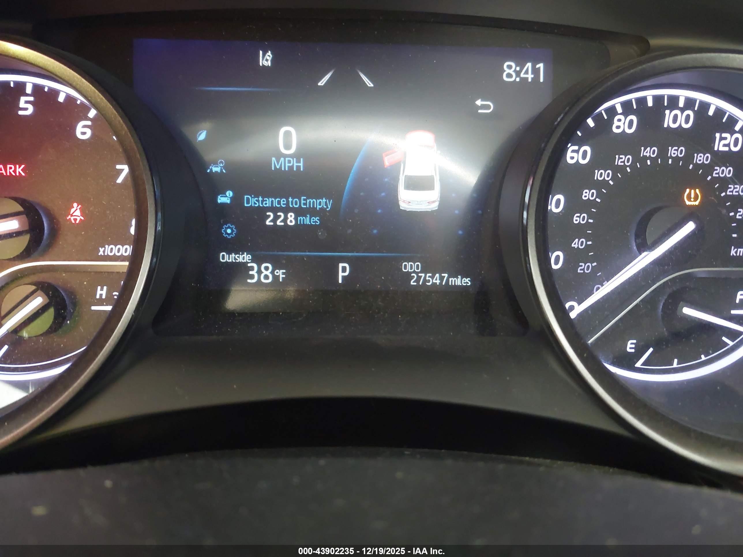 TOYOTA CAMRY image 7