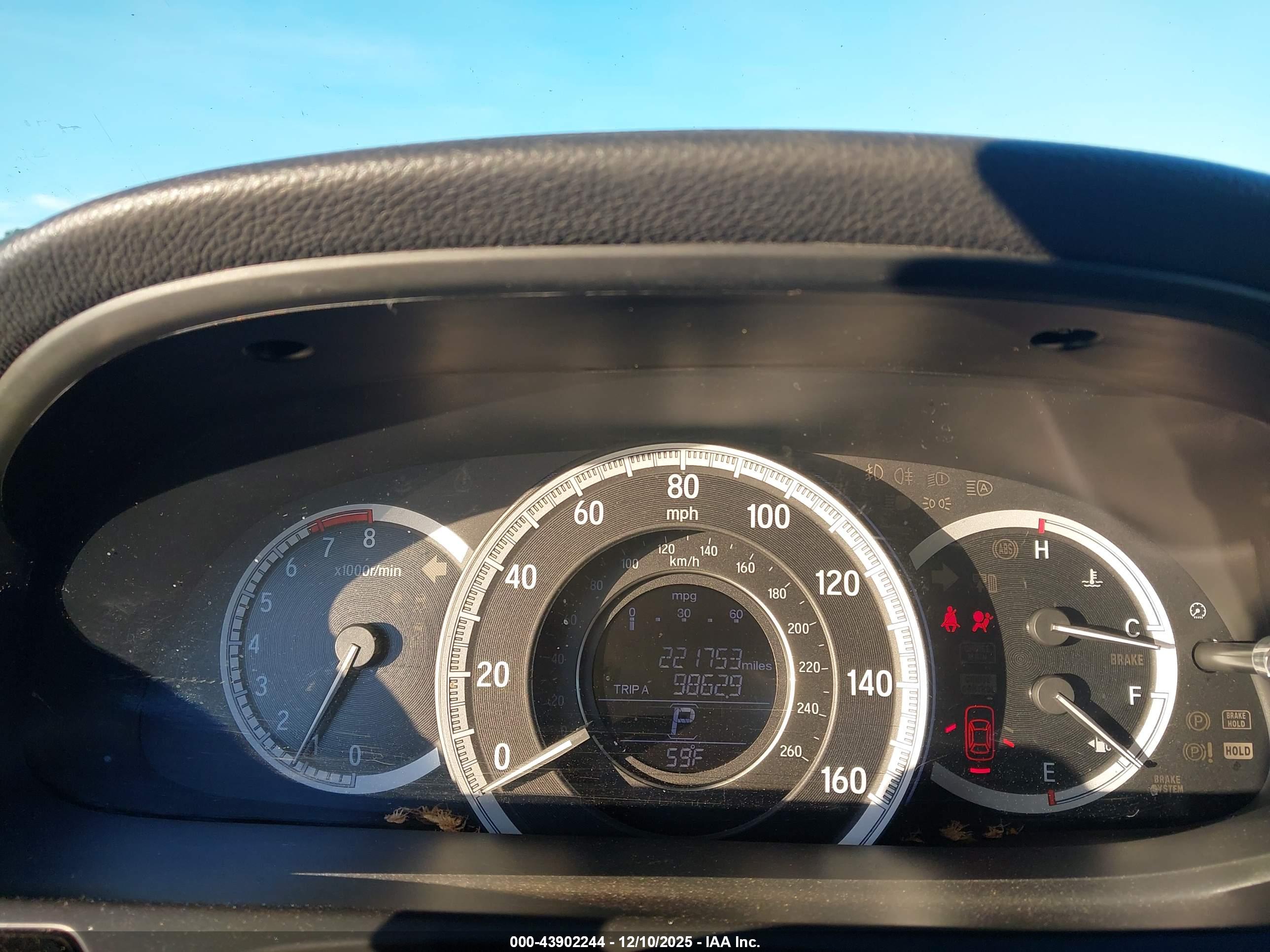 HONDA ACCORD image 7