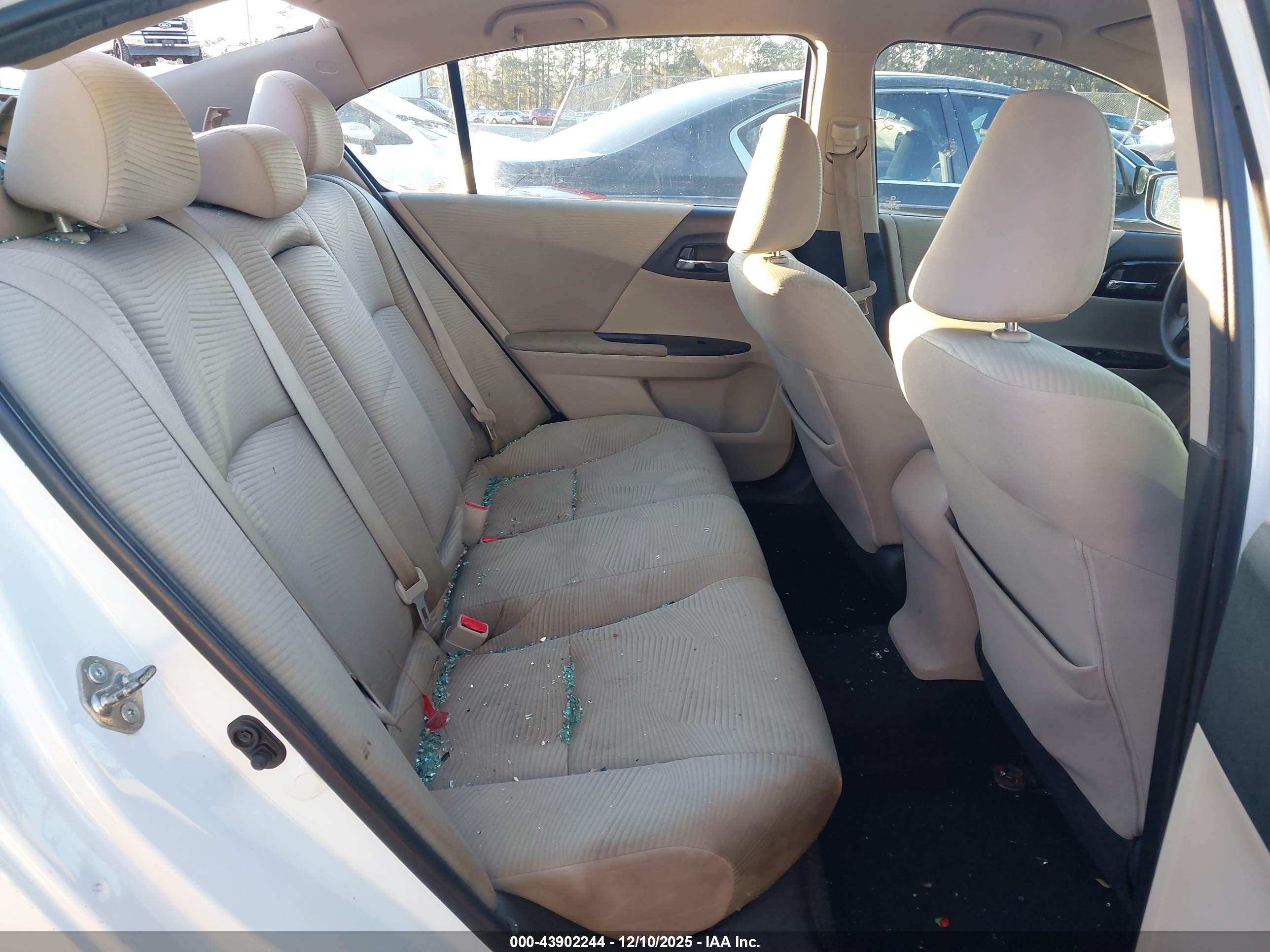 HONDA ACCORD image 8