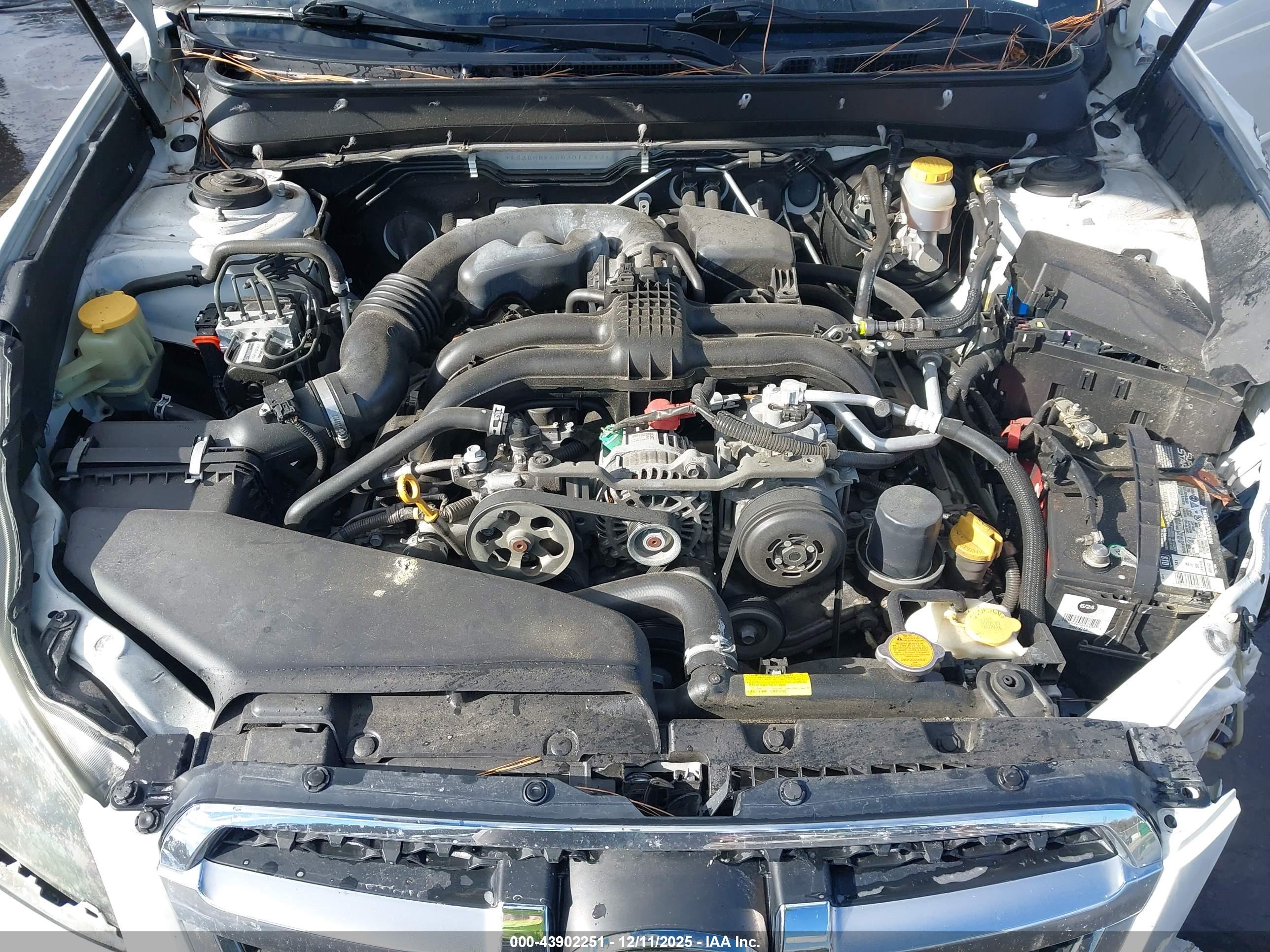 SUBARU LEGACY image 10