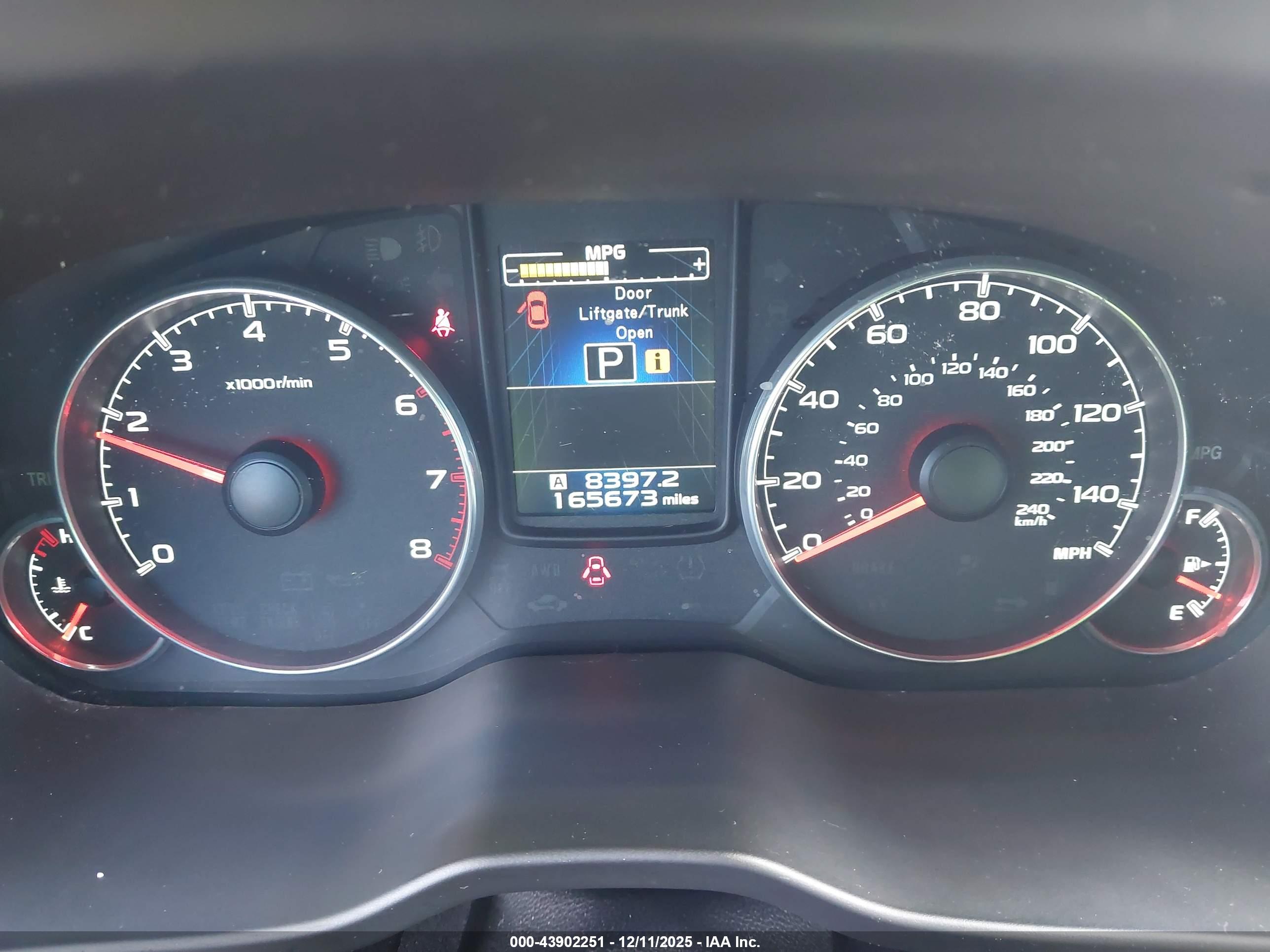 SUBARU LEGACY image 7