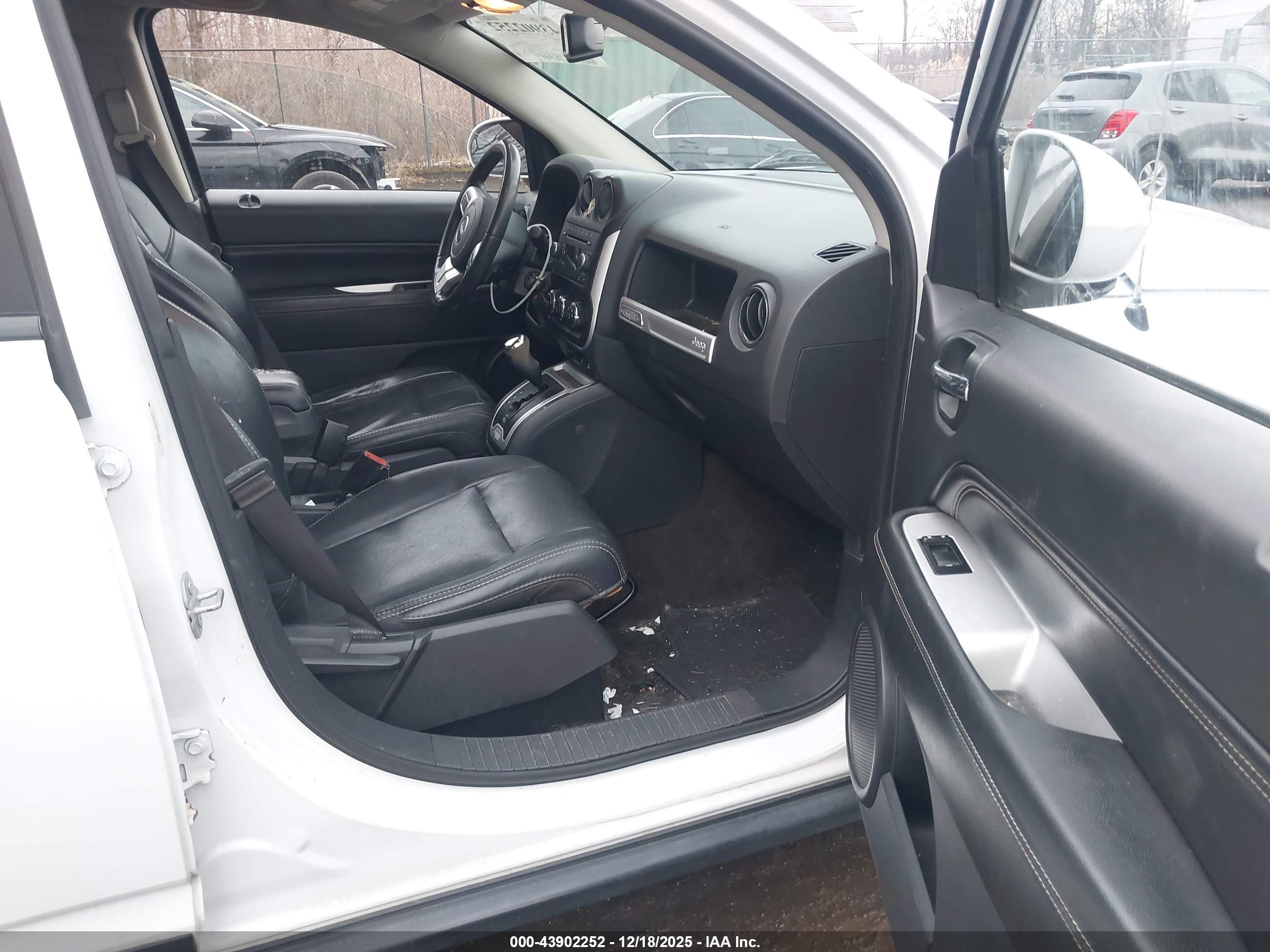 JEEP COMPASS image 5