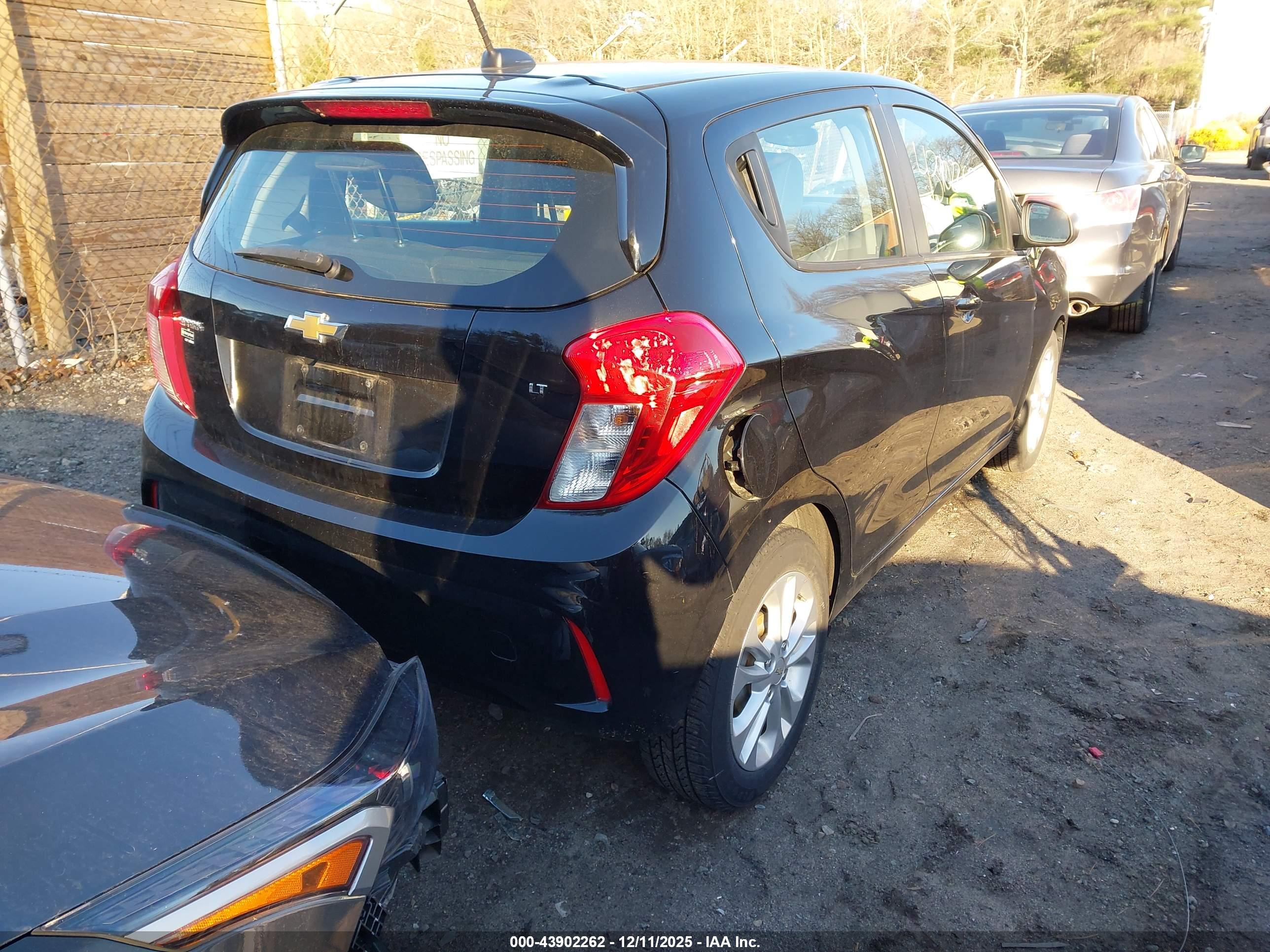 CHEVROLET SPARK image 4