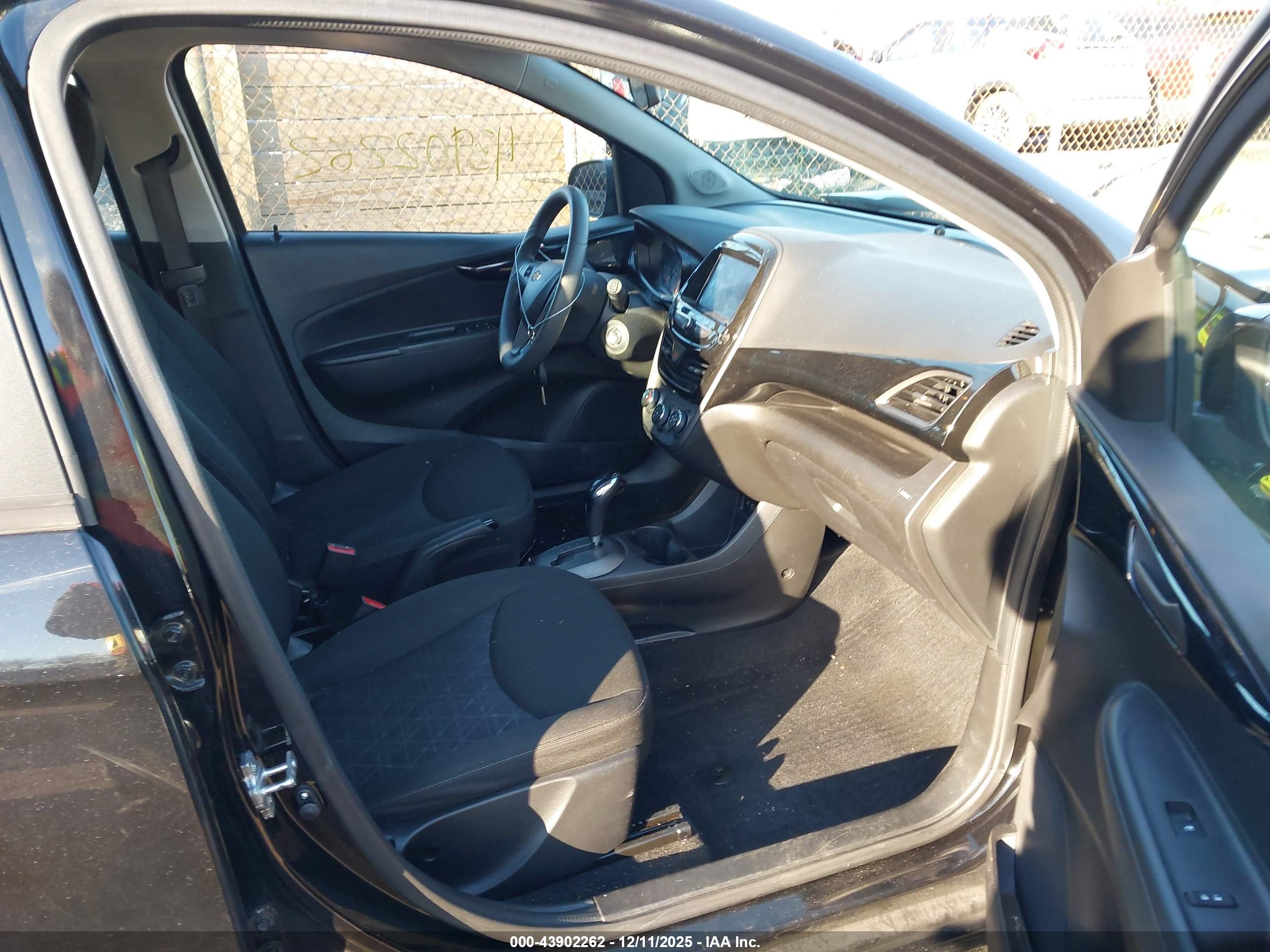 CHEVROLET SPARK image 5