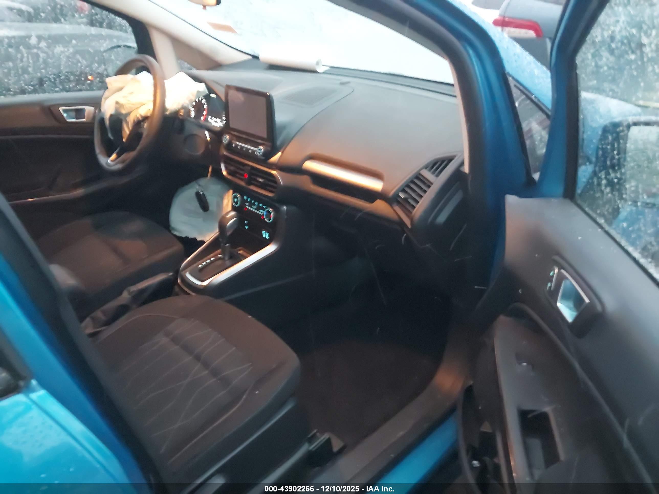 FORD ECOSPORT image 5