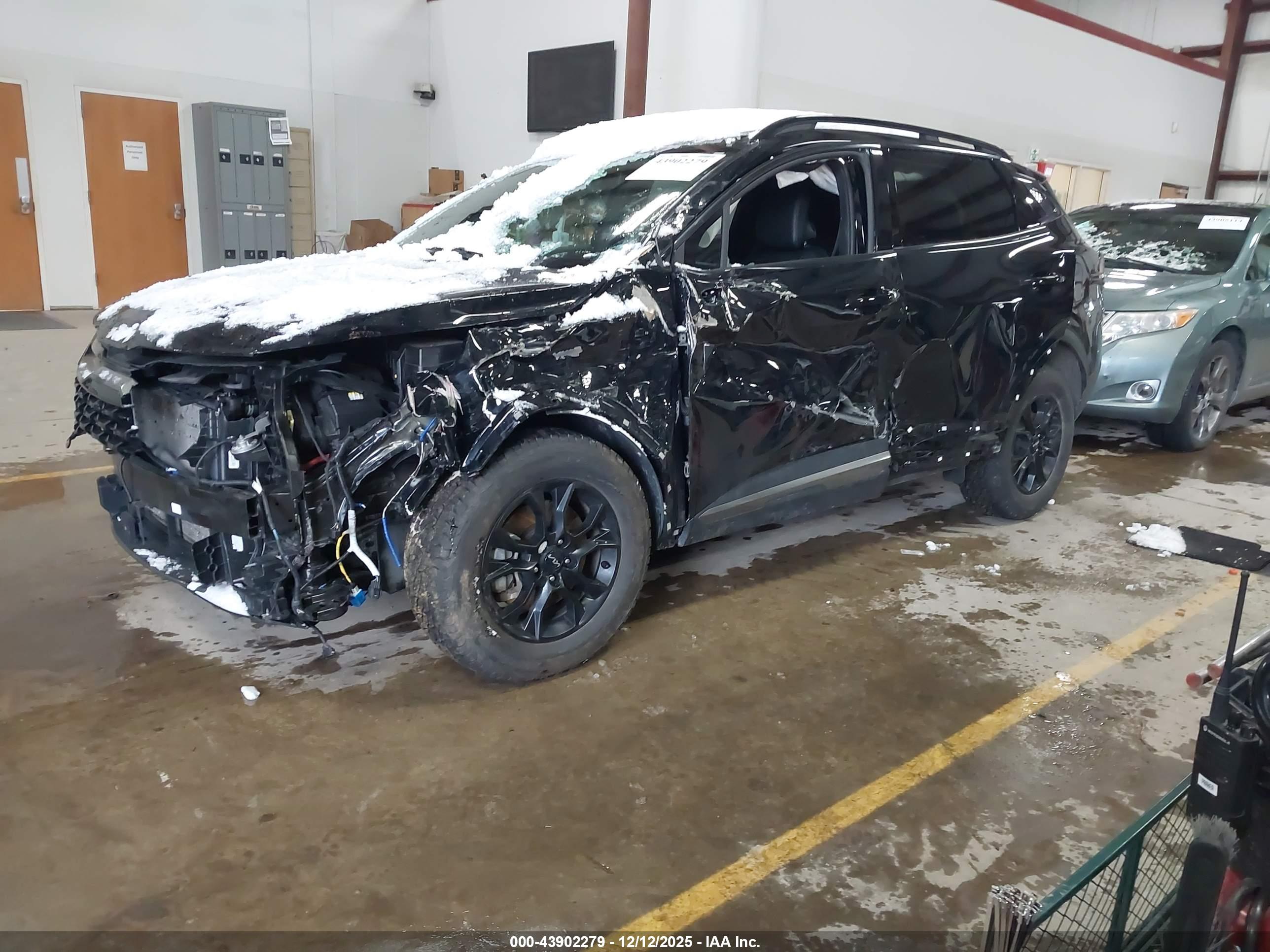 KIA SPORTAGE image 2
