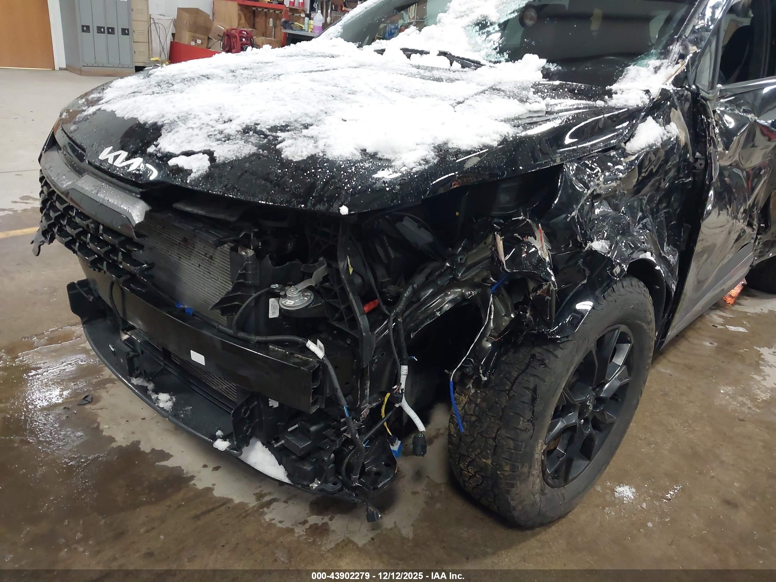 KIA SPORTAGE image 6