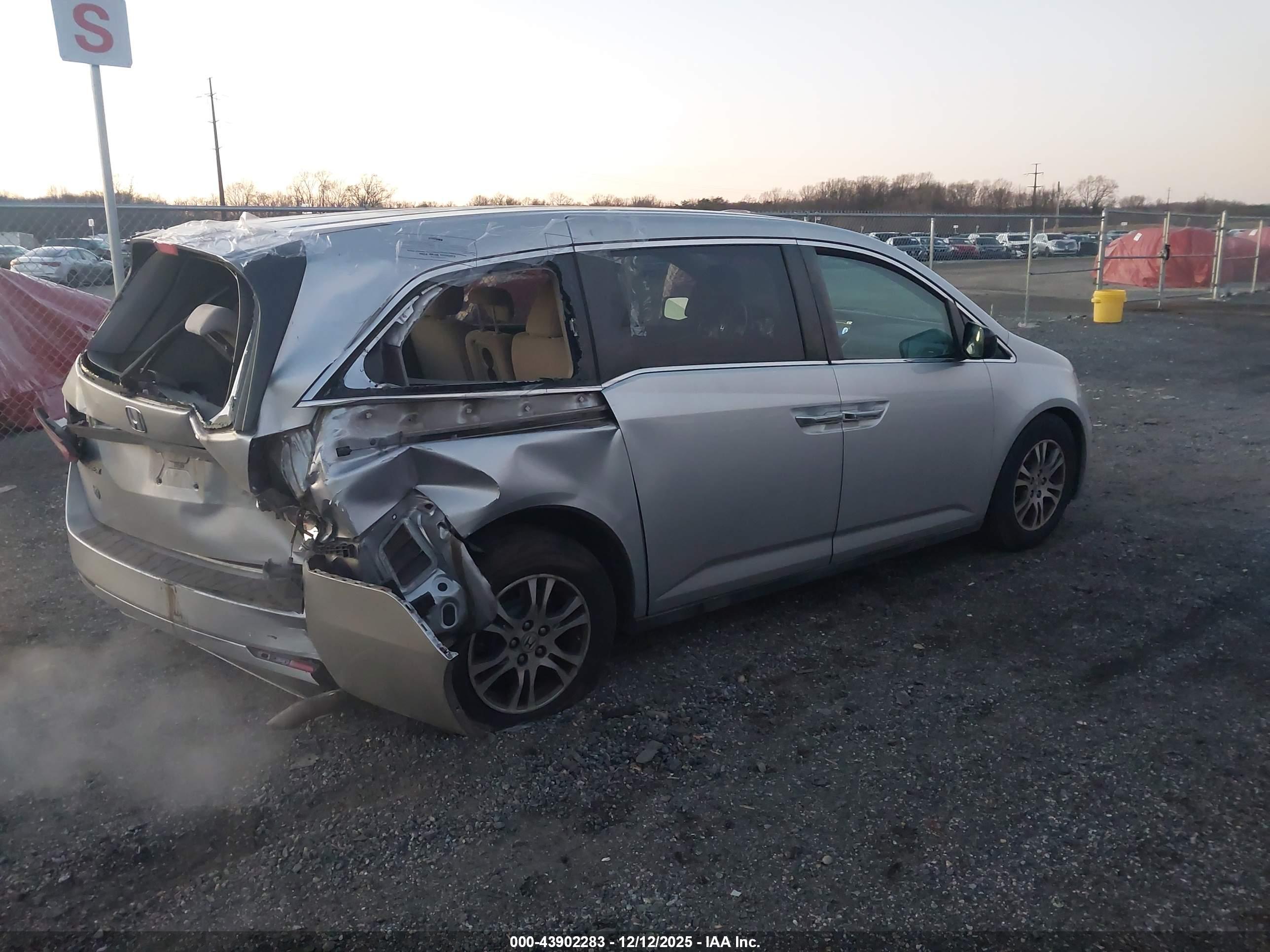 HONDA ODYSSEY image 4